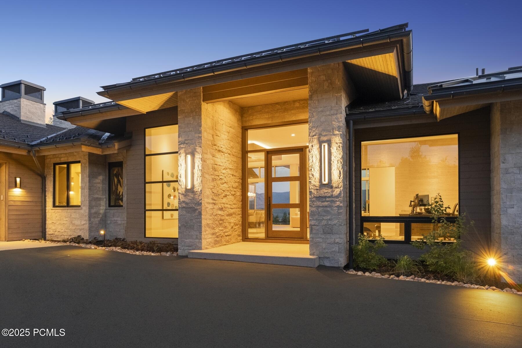 Park City, Utah 84098, United States, 5 Bedrooms Bedrooms, ,6 BathroomsBathrooms,Residential,Active,177392