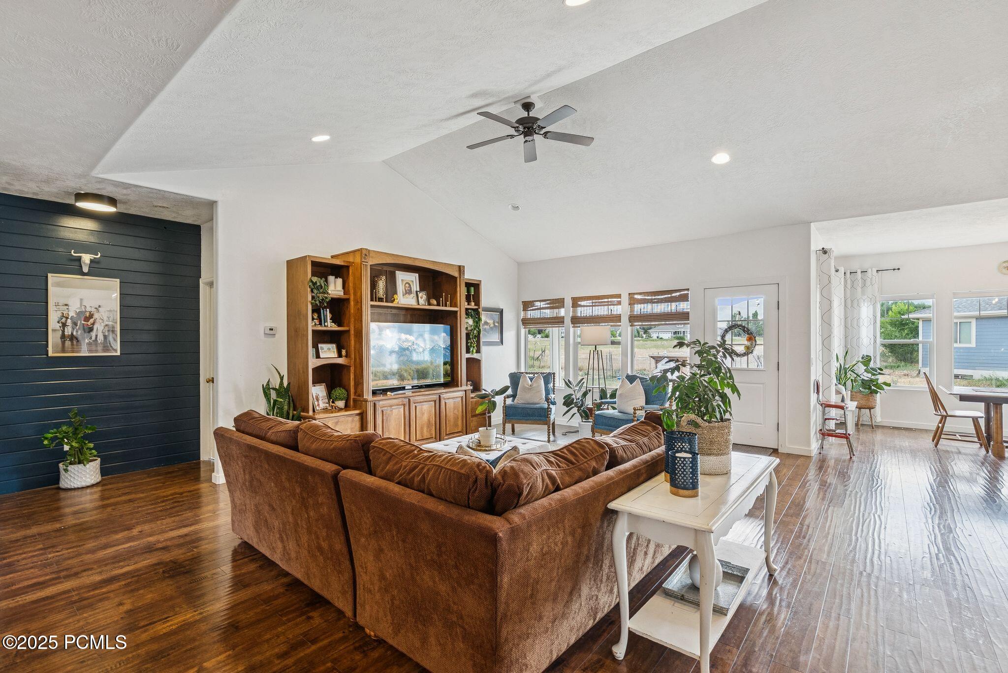 Heber City, Utah 84032, United States, 6 Bedrooms Bedrooms, ,4 BathroomsBathrooms,Residential,Active,177175