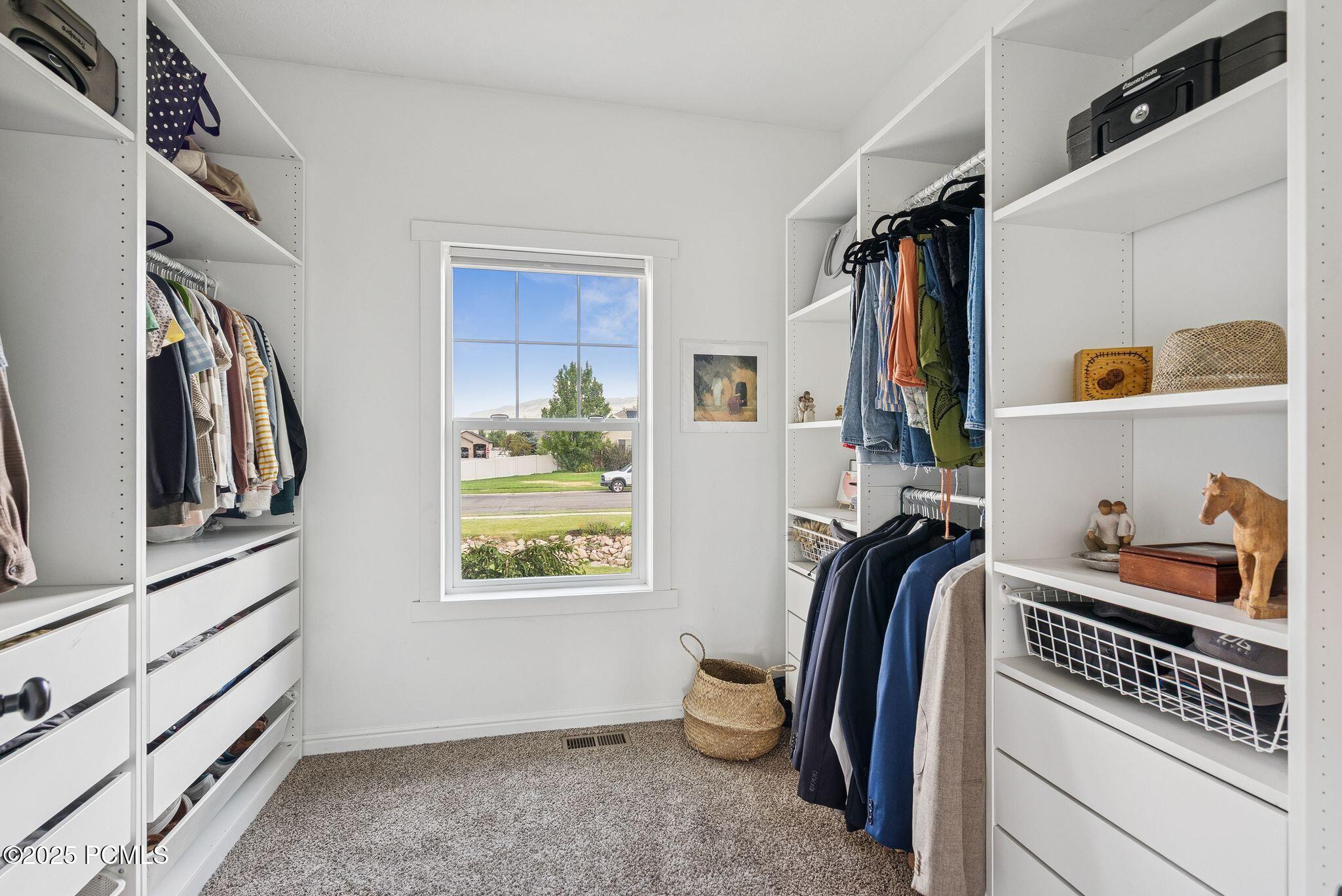 Heber City, Utah 84032, United States, 6 Bedrooms Bedrooms, ,4 BathroomsBathrooms,Residential,Active,177175