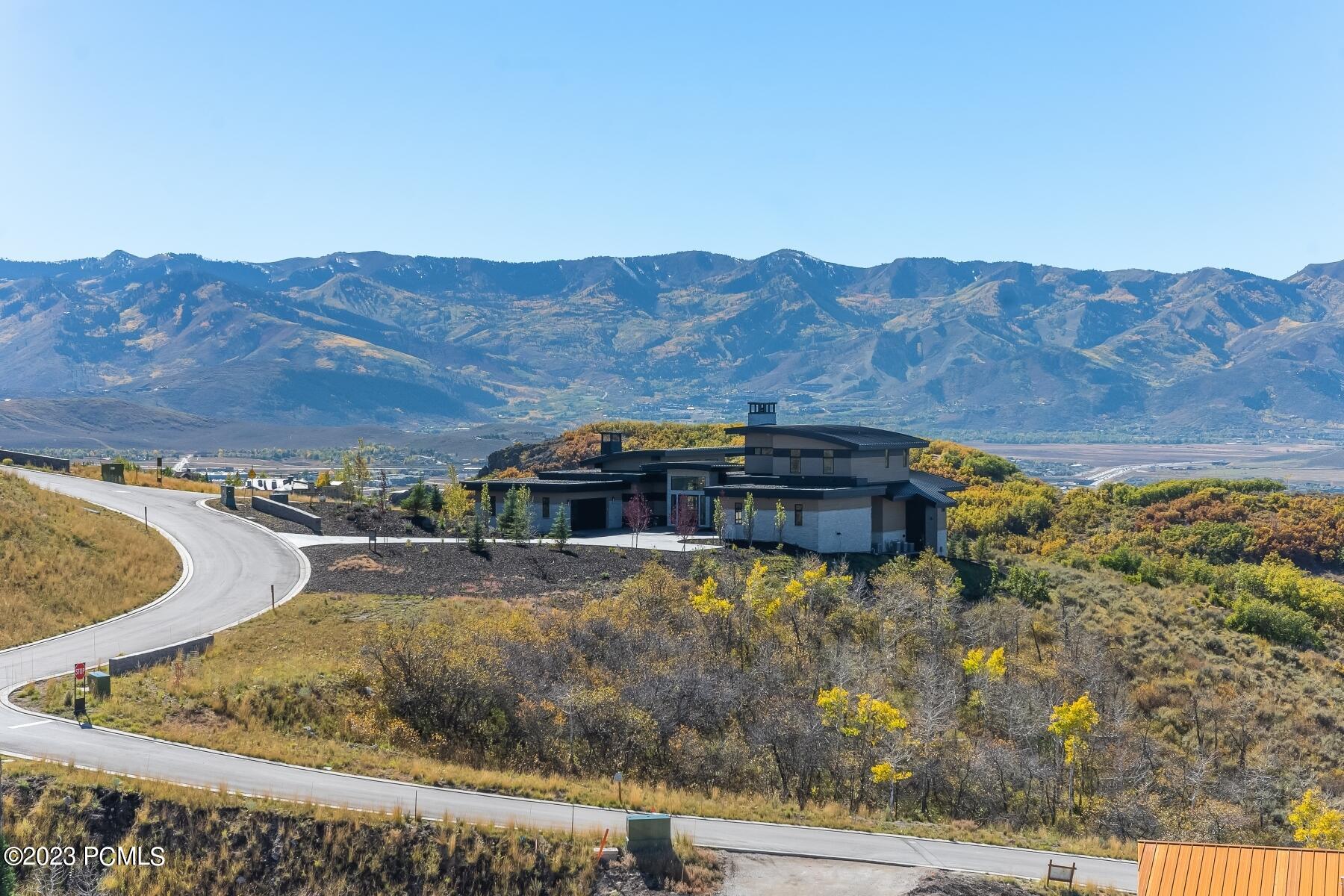Park City, Utah 84098, United States, 5 Bedrooms Bedrooms, ,7 BathroomsBathrooms,Residential,Pending,69835