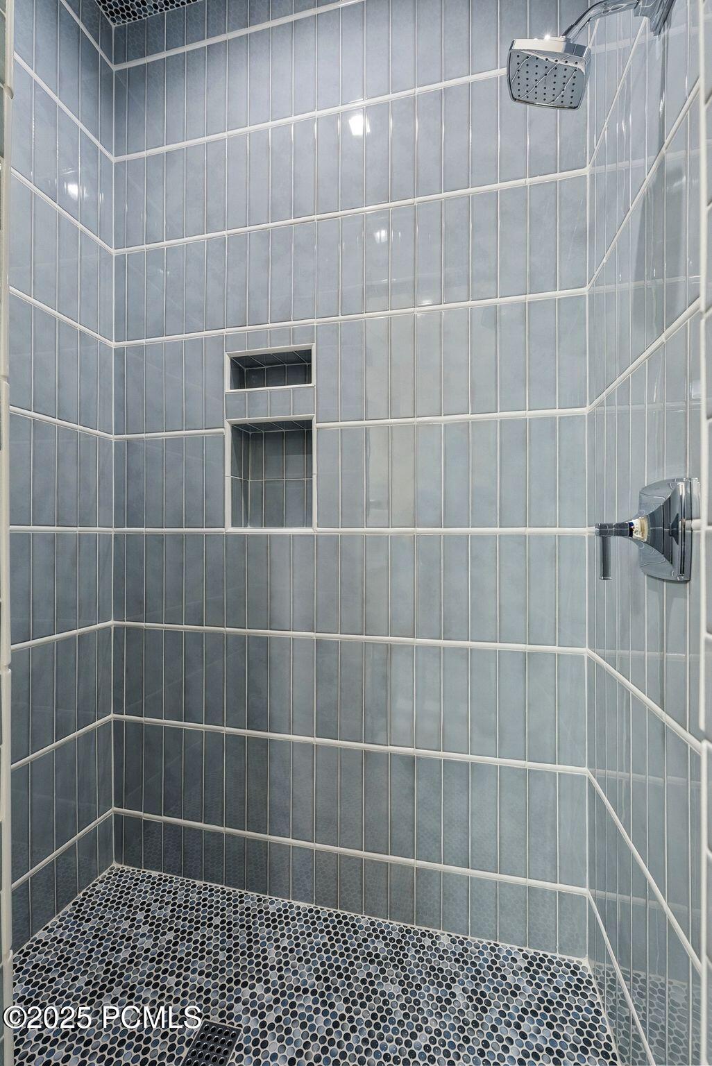 Kamas, Utah 84036, United States, 6 Bedrooms Bedrooms, ,8 BathroomsBathrooms,Residential,Active,221254