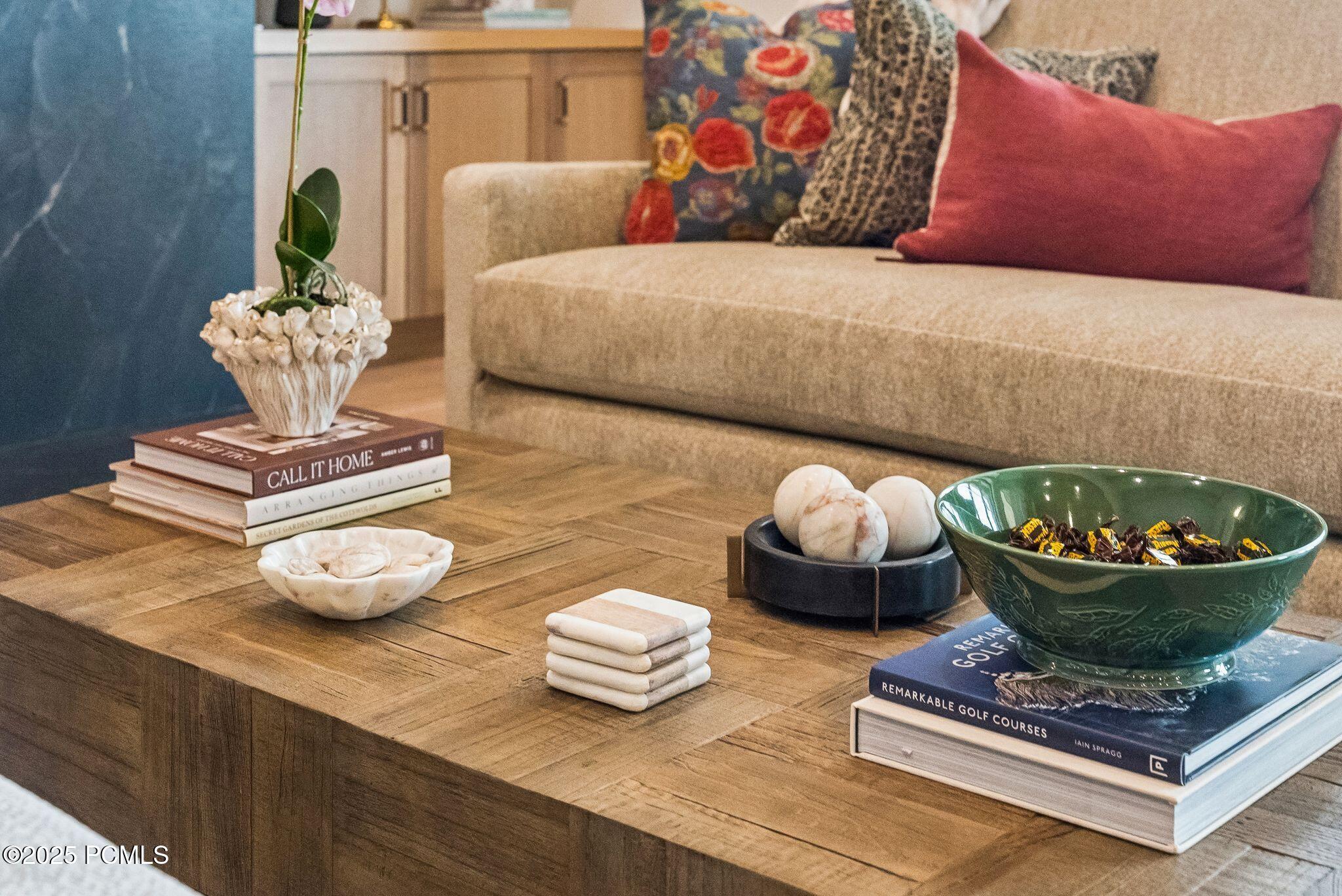 Kamas, Utah 84036, United States, 6 Bedrooms Bedrooms, ,8 BathroomsBathrooms,Residential,Active,221254