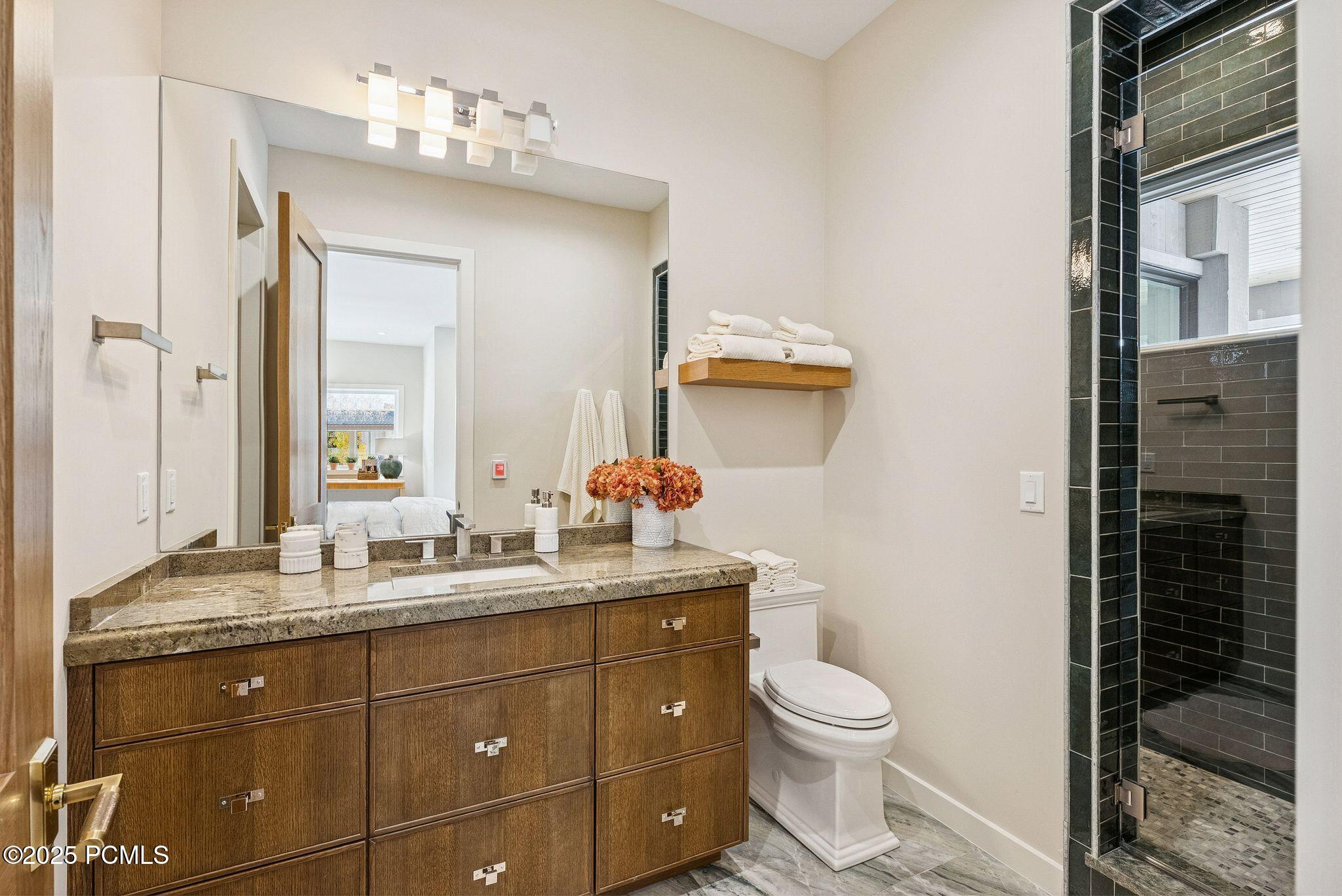 Kamas, Utah 84036, United States, 6 Bedrooms Bedrooms, ,8 BathroomsBathrooms,Residential,Active,221254