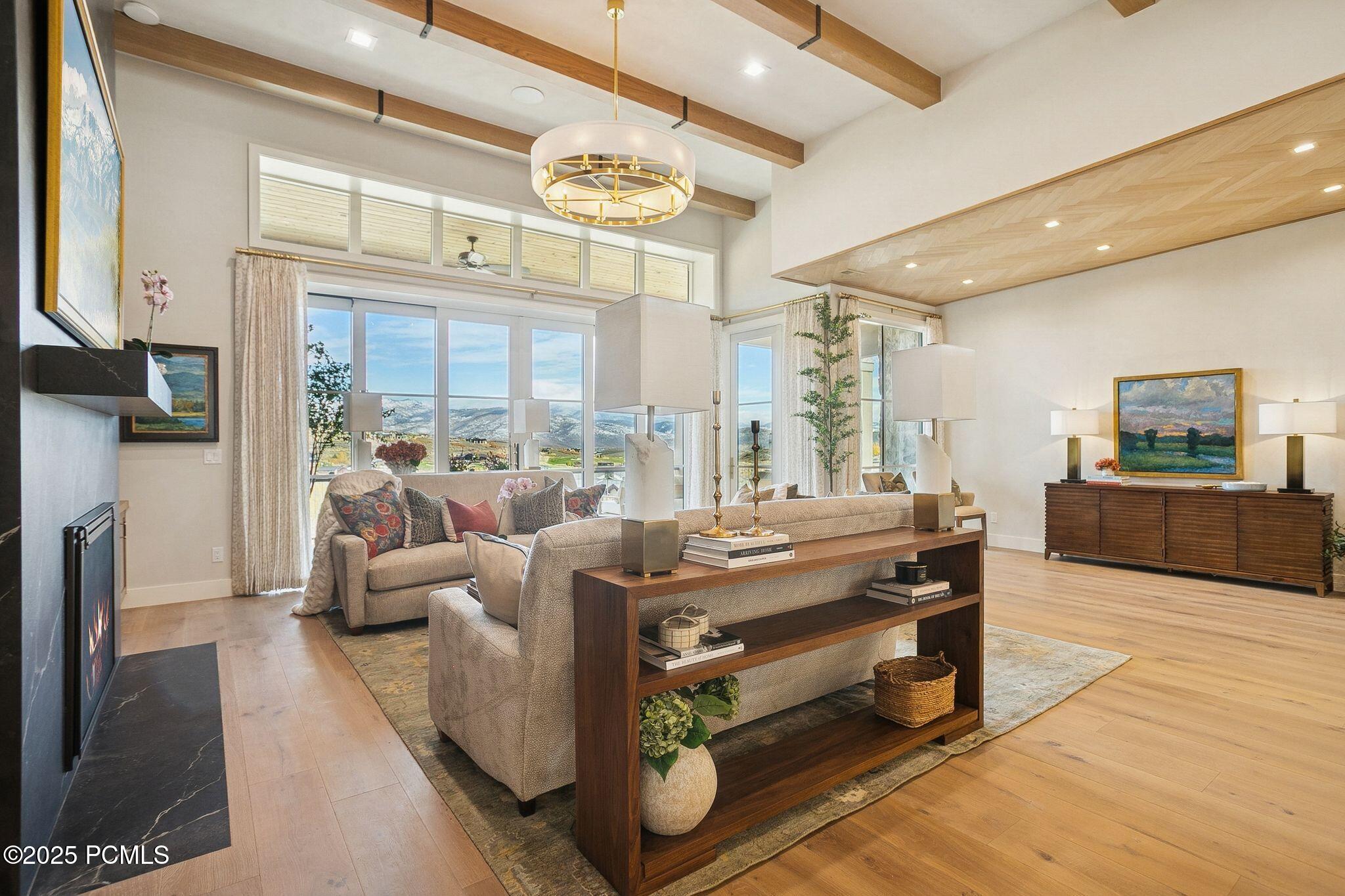 Kamas, Utah 84036, United States, 6 Bedrooms Bedrooms, ,8 BathroomsBathrooms,Residential,Active,221254