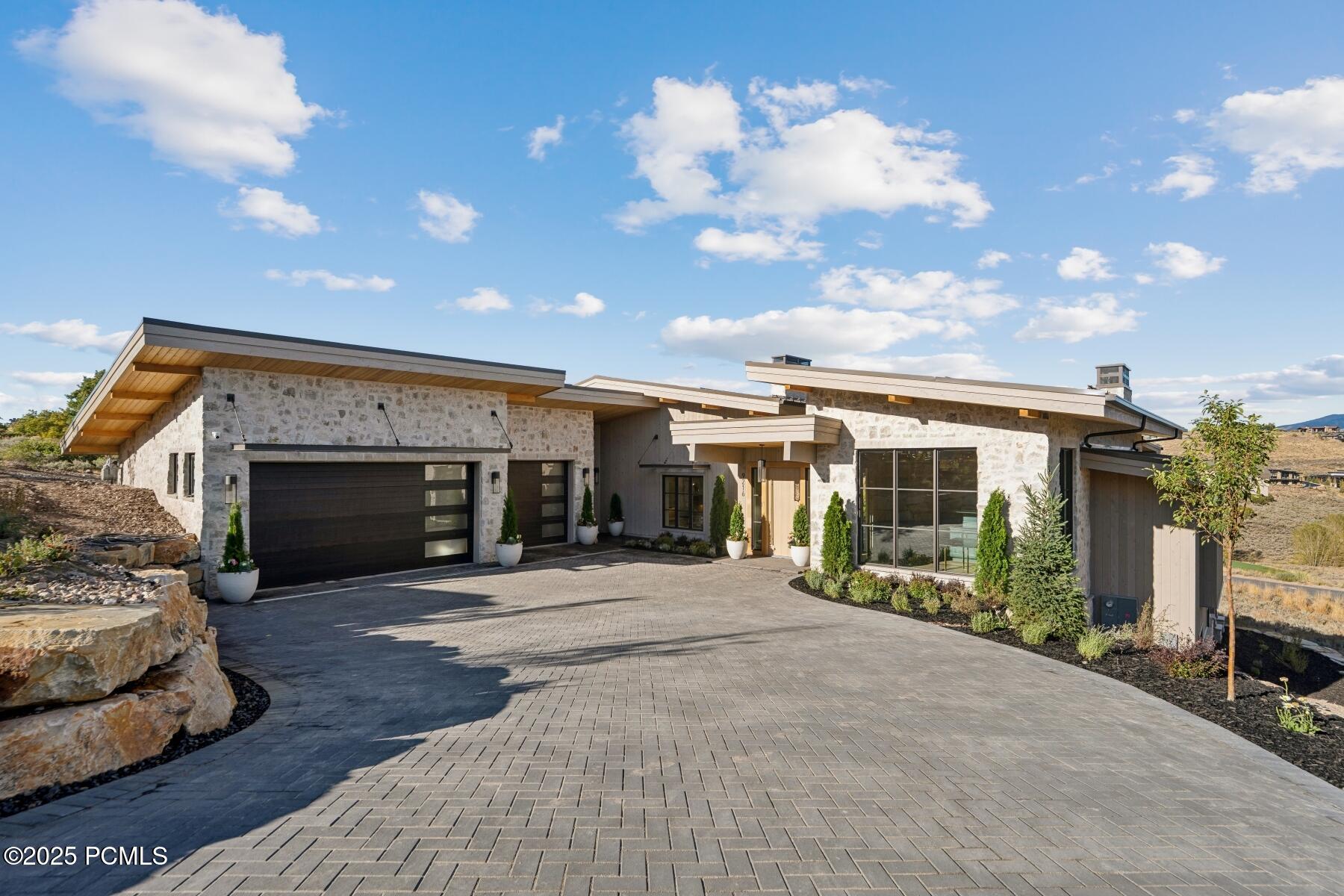 Kamas, Utah 84036, United States, 6 Bedrooms Bedrooms, ,8 BathroomsBathrooms,Residential,Active,221254