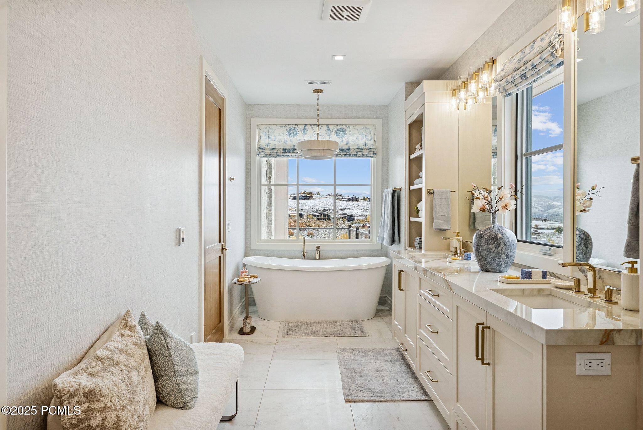 Kamas, Utah 84036, United States, 6 Bedrooms Bedrooms, ,8 BathroomsBathrooms,Residential,Active,221254