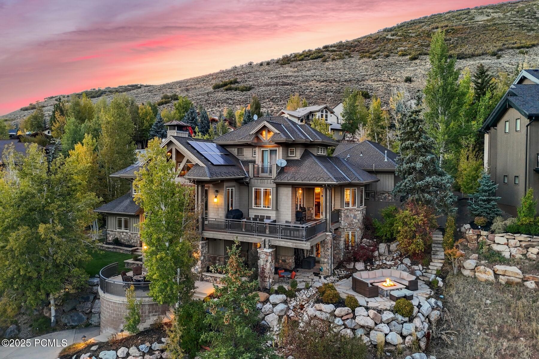 Park City, Utah 84098, United States, 5 Bedrooms Bedrooms, ,6 BathroomsBathrooms,Residential,Active,81943