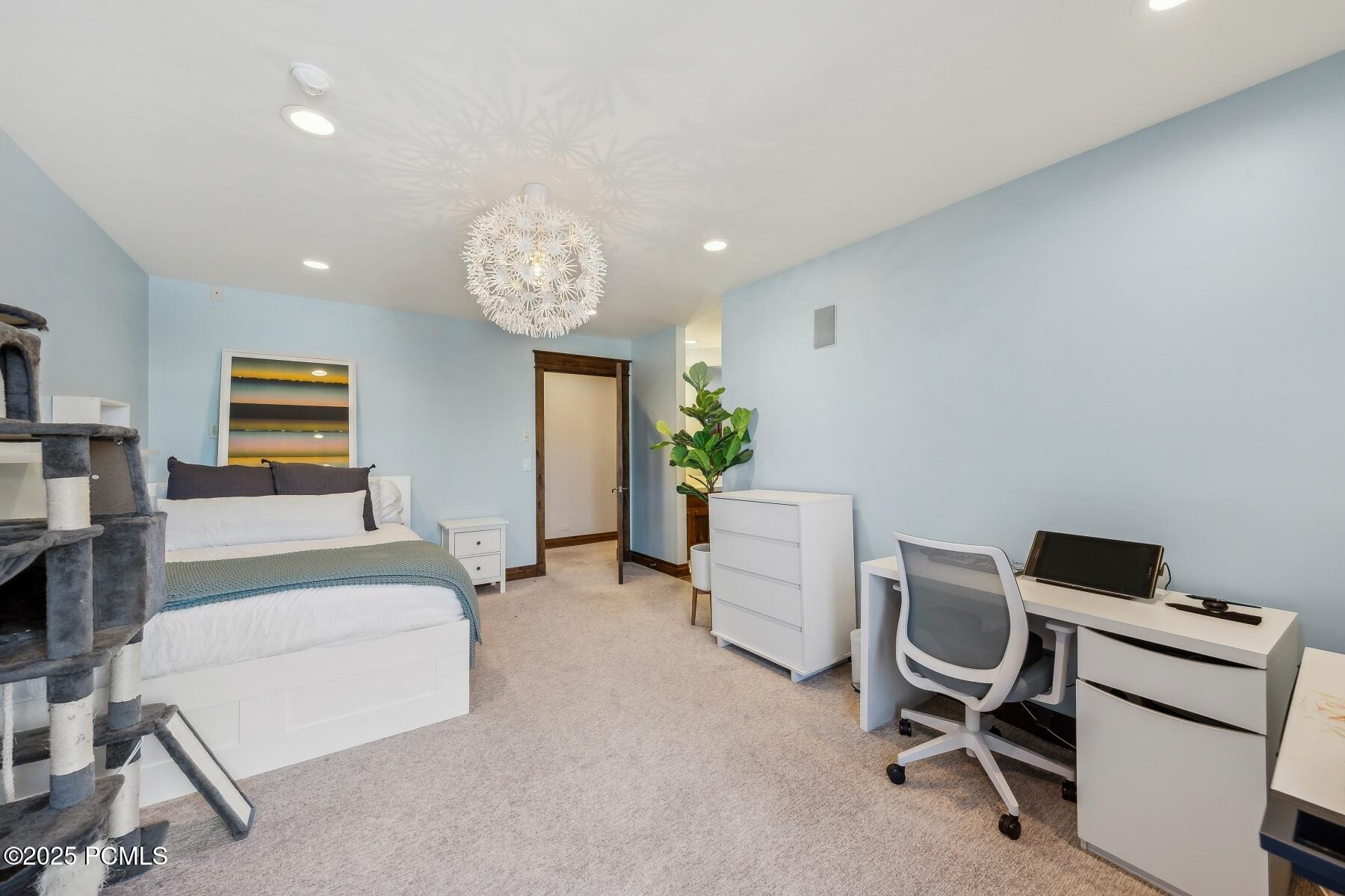 Park City, Utah 84098, United States, 5 Bedrooms Bedrooms, ,6 BathroomsBathrooms,Residential,Active,81943