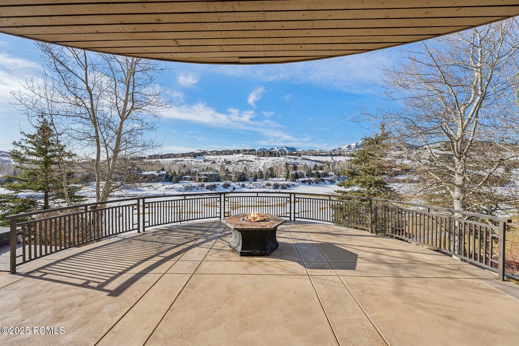 Park City, Utah 84098, United States, 5 Bedrooms Bedrooms, ,6 BathroomsBathrooms,Residential,Active,81943