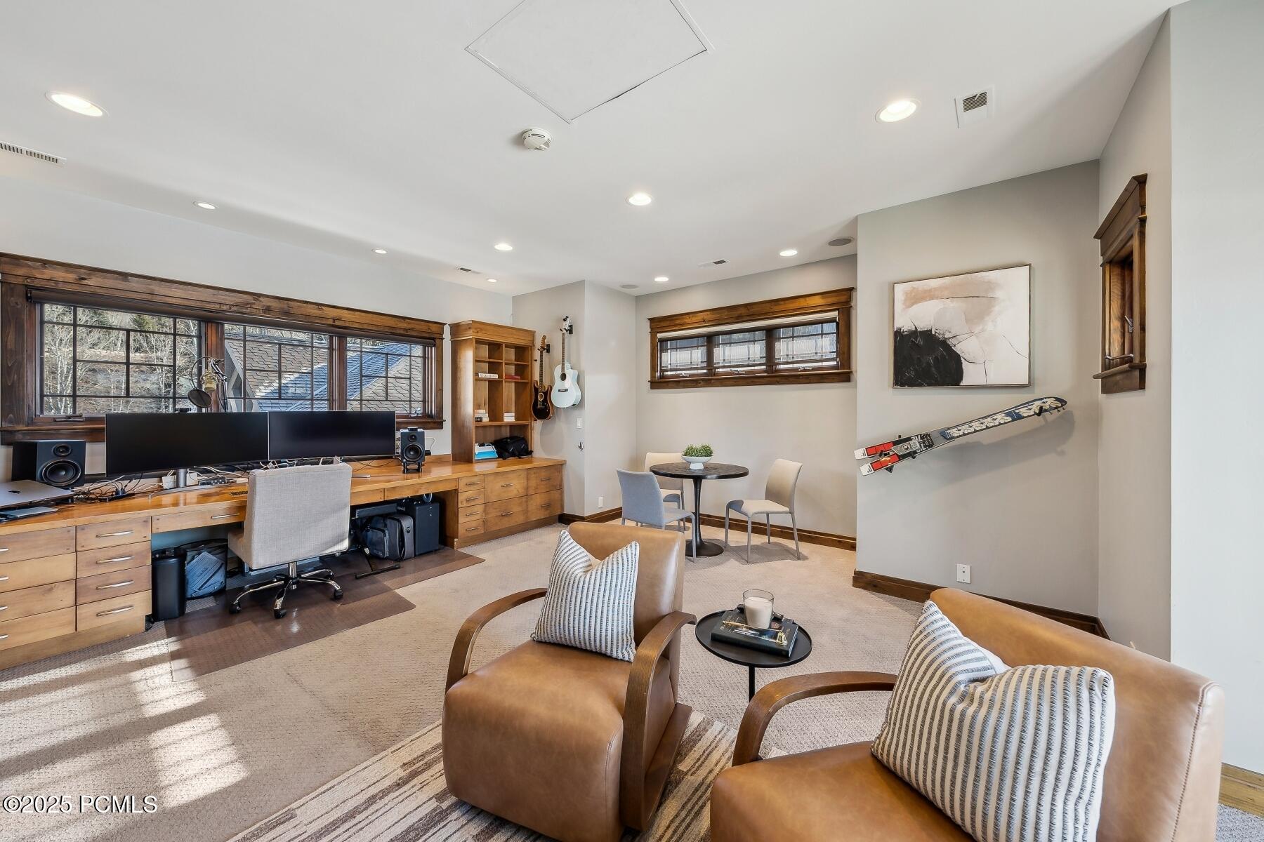 Park City, Utah 84098, United States, 5 Bedrooms Bedrooms, ,6 BathroomsBathrooms,Residential,Active,81943