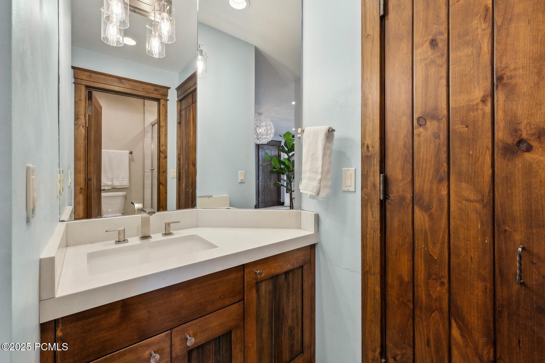 Park City, Utah 84098, United States, 5 Bedrooms Bedrooms, ,6 BathroomsBathrooms,Residential,Active,81943