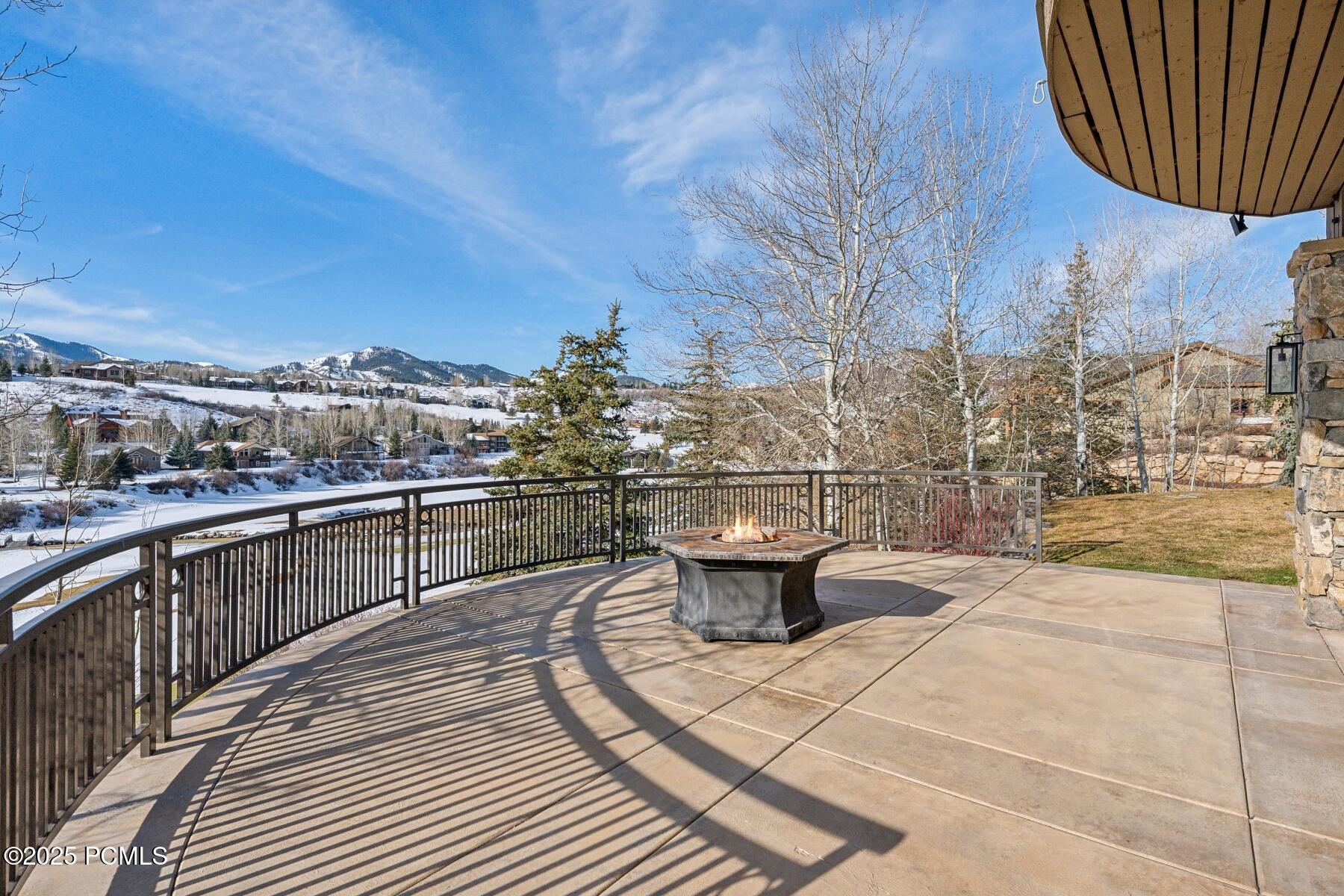 Park City, Utah 84098, United States, 5 Bedrooms Bedrooms, ,6 BathroomsBathrooms,Residential,Active,81943