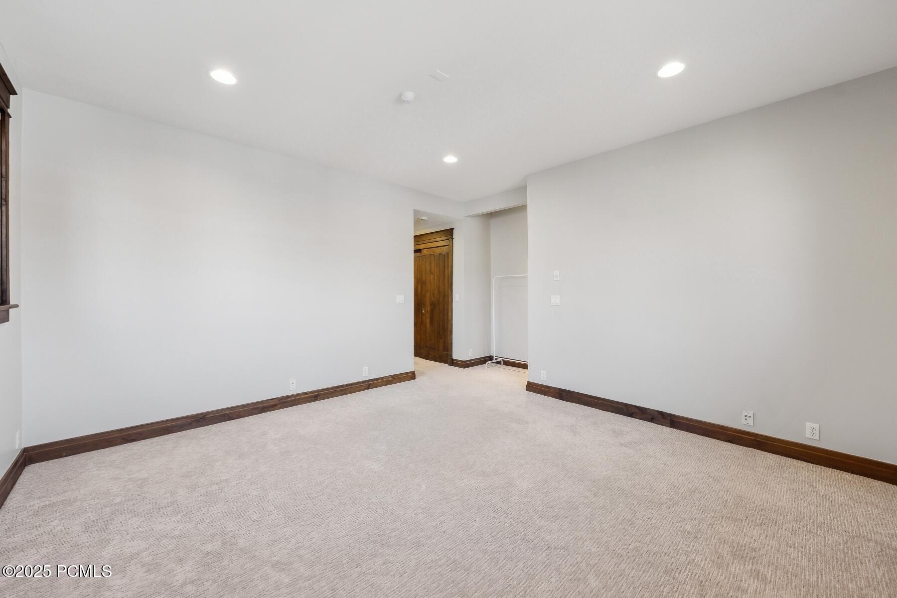 Park City, Utah 84098, United States, 5 Bedrooms Bedrooms, ,6 BathroomsBathrooms,Residential,Active,81943