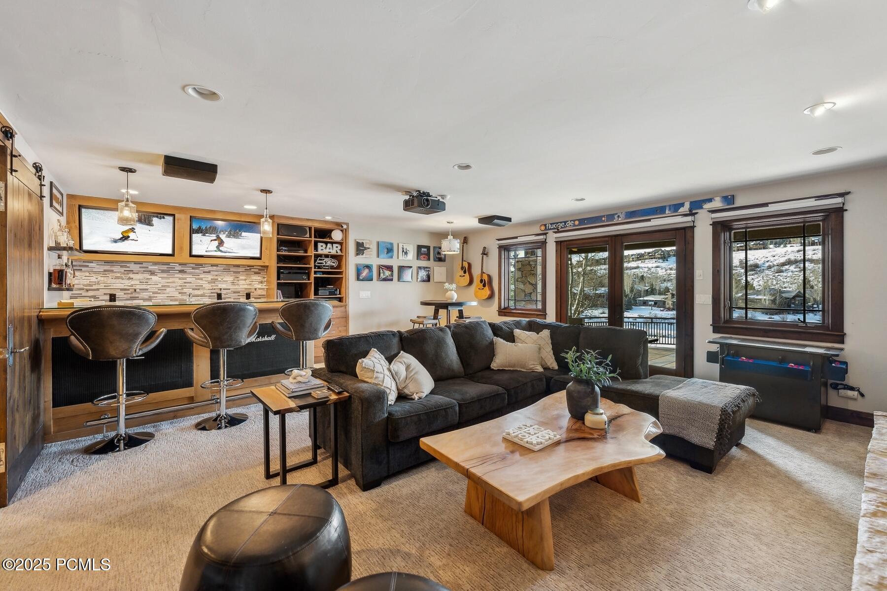 Park City, Utah 84098, United States, 5 Bedrooms Bedrooms, ,6 BathroomsBathrooms,Residential,Active,81943