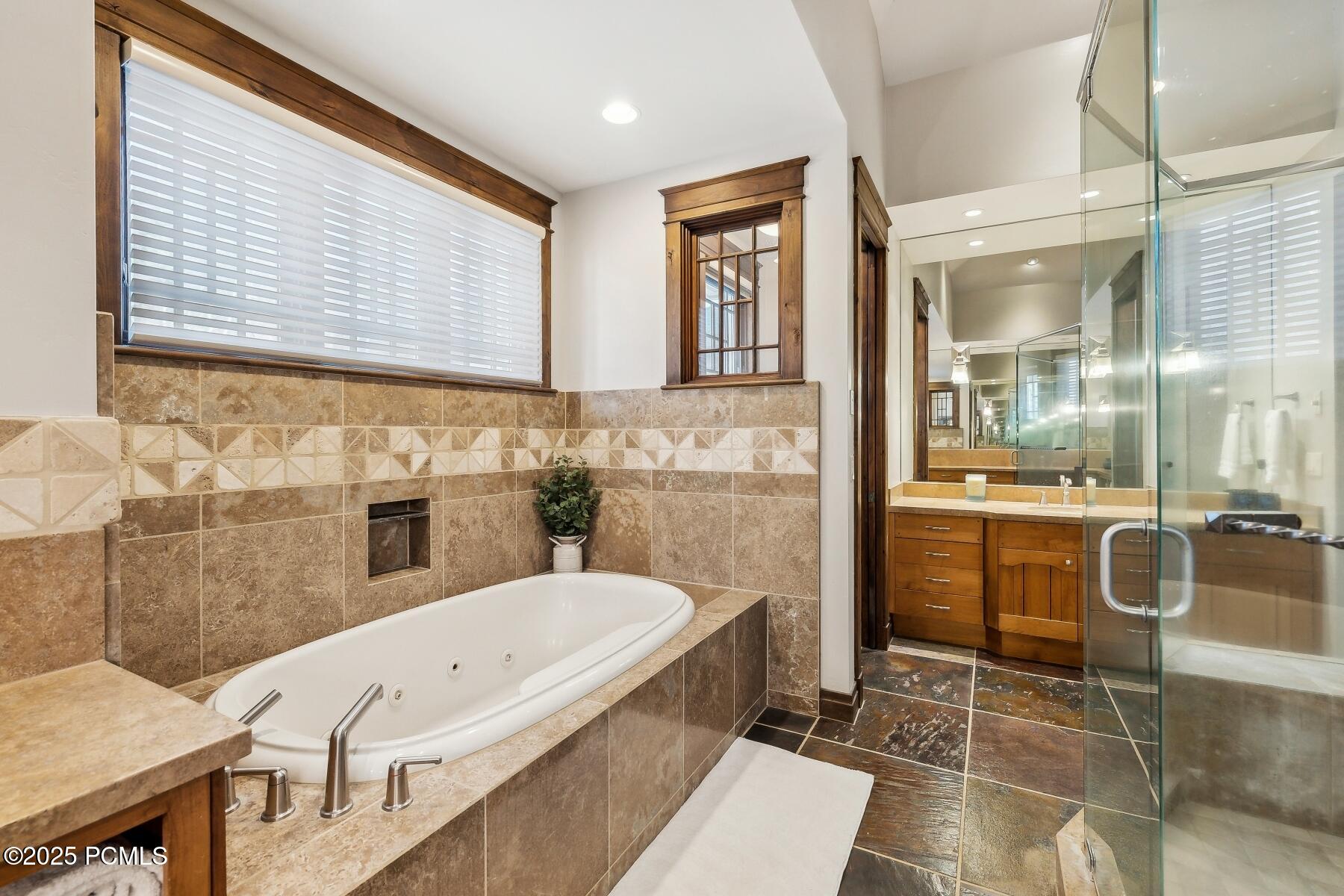 Park City, Utah 84098, United States, 5 Bedrooms Bedrooms, ,6 BathroomsBathrooms,Residential,Active,81943