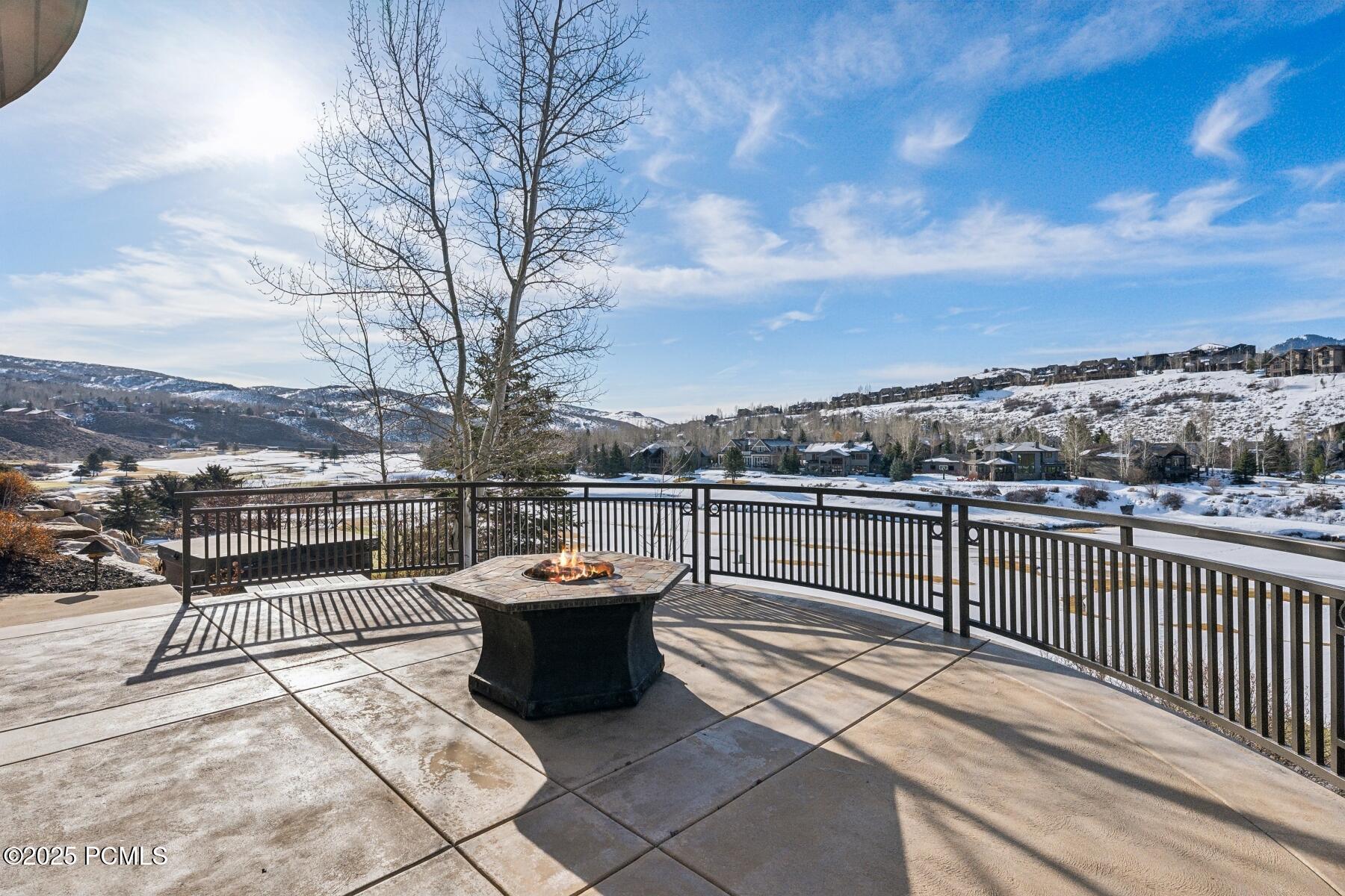 Park City, Utah 84098, United States, 5 Bedrooms Bedrooms, ,6 BathroomsBathrooms,Residential,Active,81943