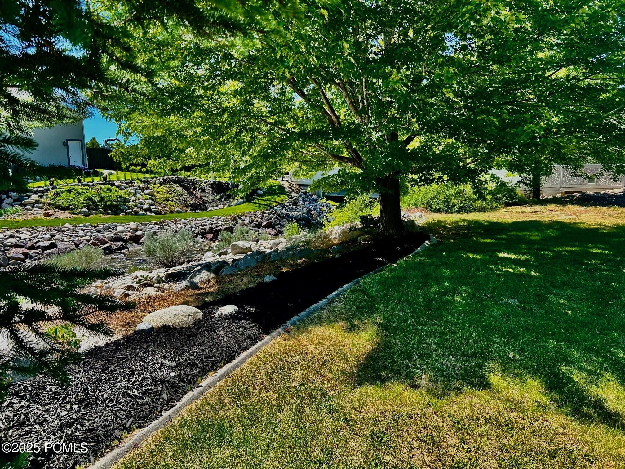 8697 Willow Green Circle, Sandy, Utah image 6