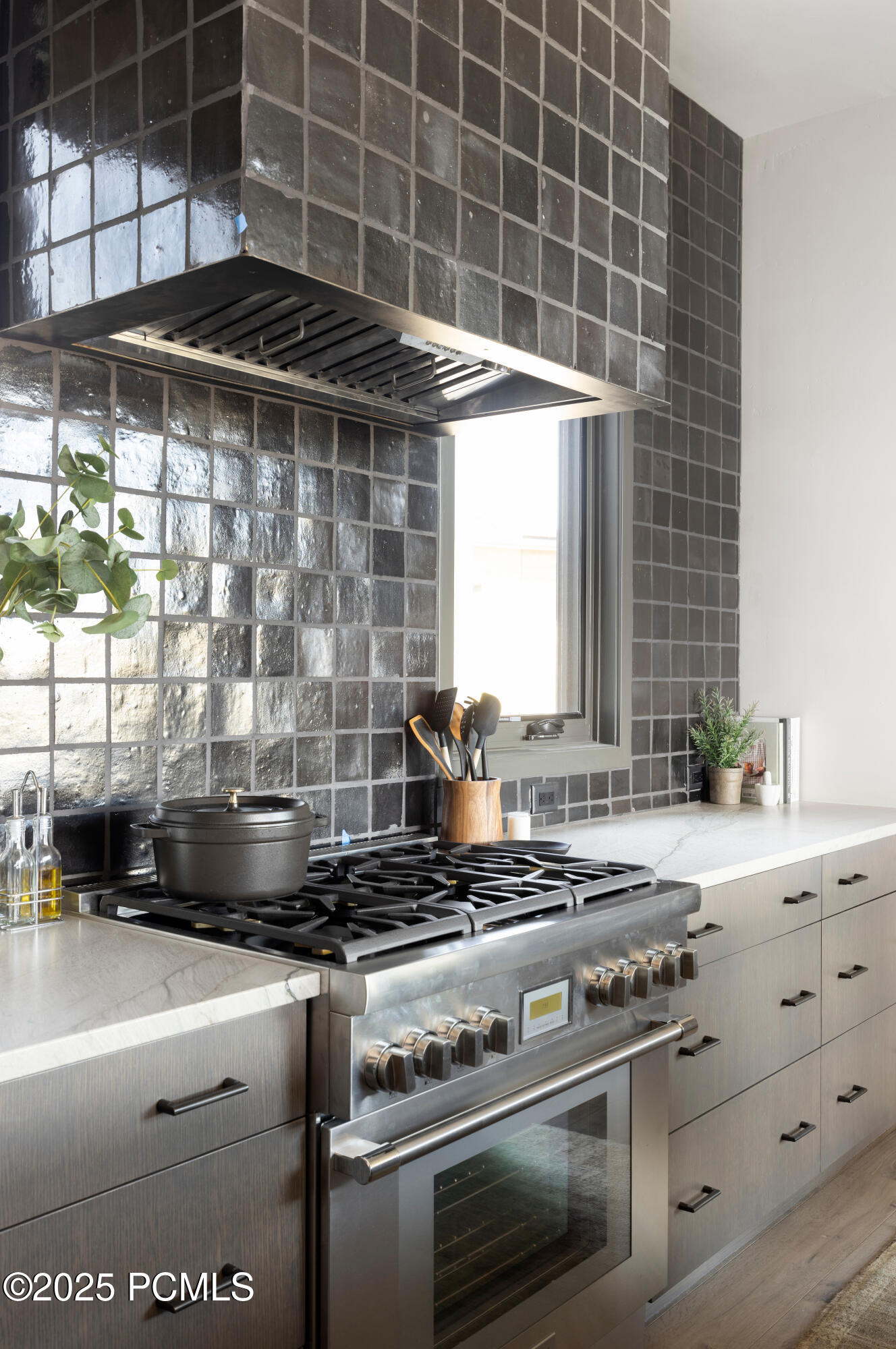 Kamas, Utah 84036, United States, 5 Bedrooms Bedrooms, ,5 BathroomsBathrooms,Residential,Active,189537