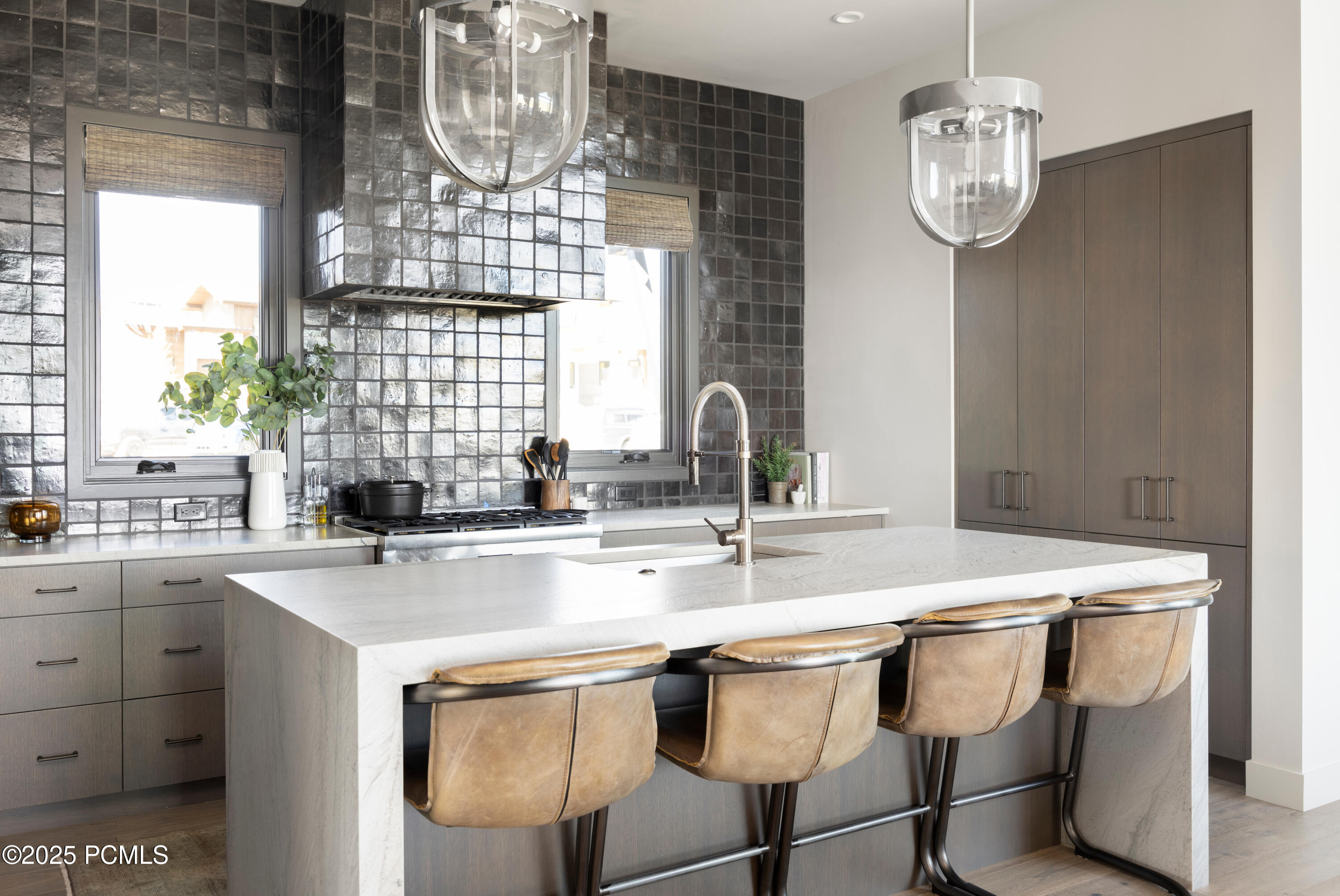 Kamas, Utah 84036, United States, 5 Bedrooms Bedrooms, ,5 BathroomsBathrooms,Residential,Active,189537