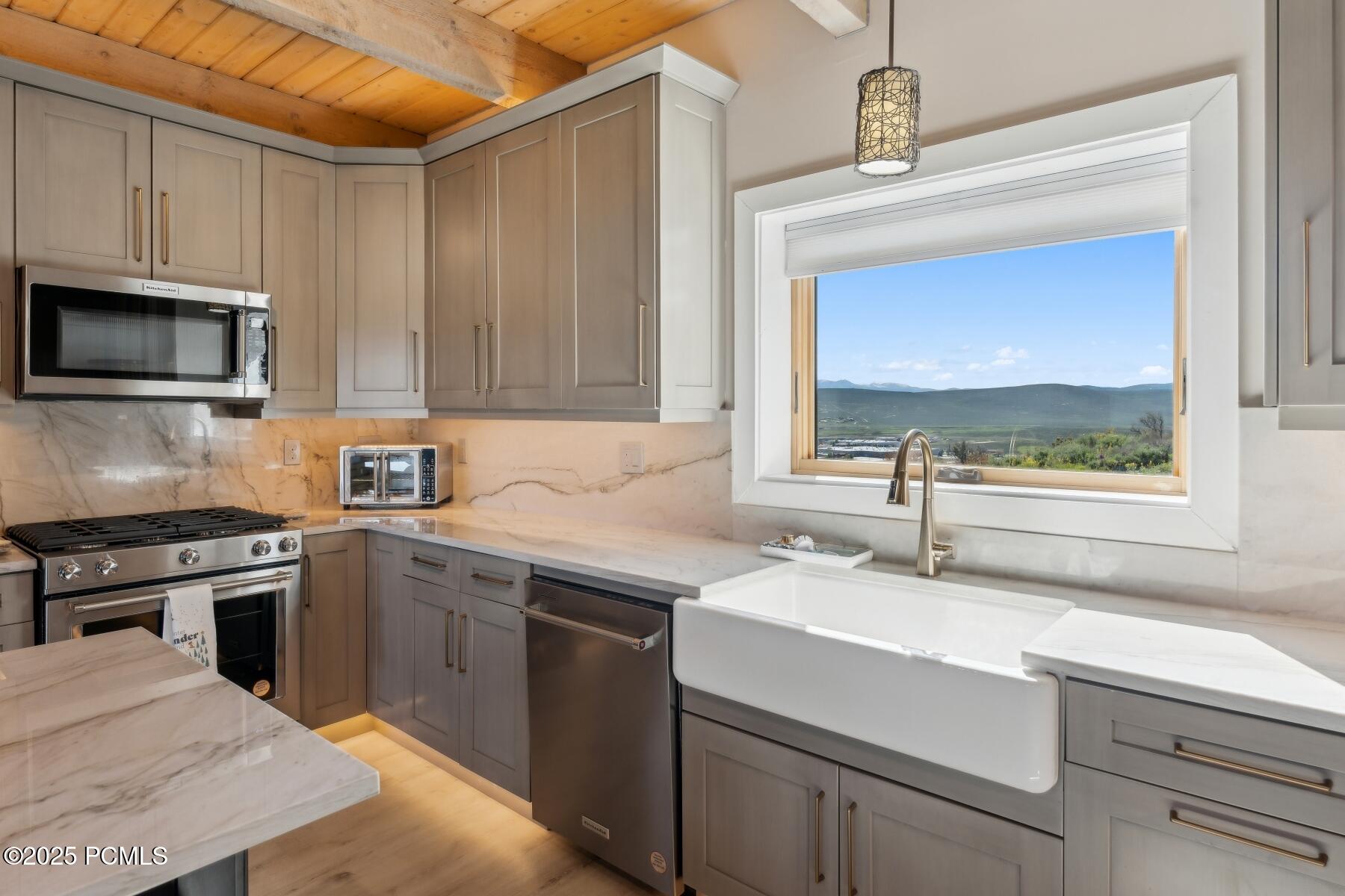 6380 N Silver Sage Drive, Park City, Utah image 10