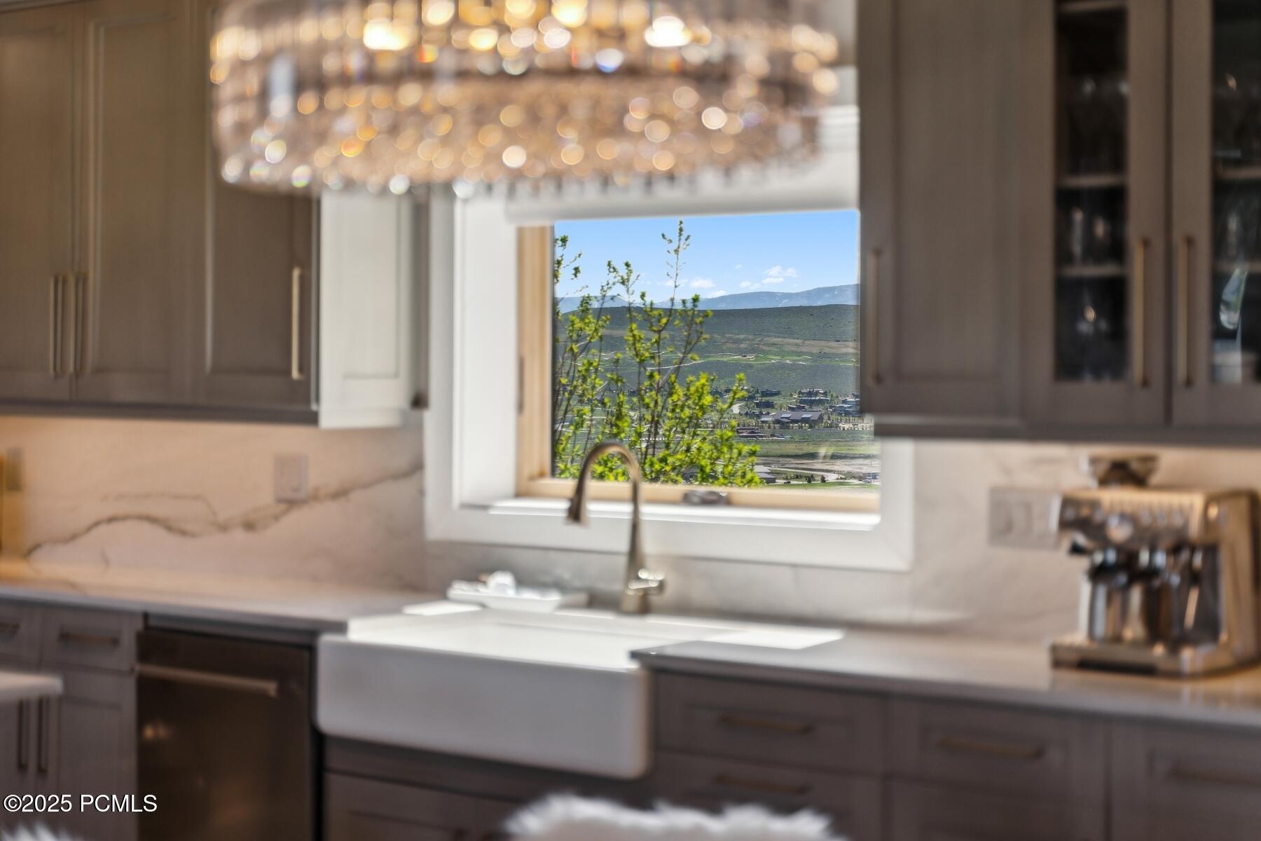 6380 N Silver Sage Drive, Park City, Utah image 11