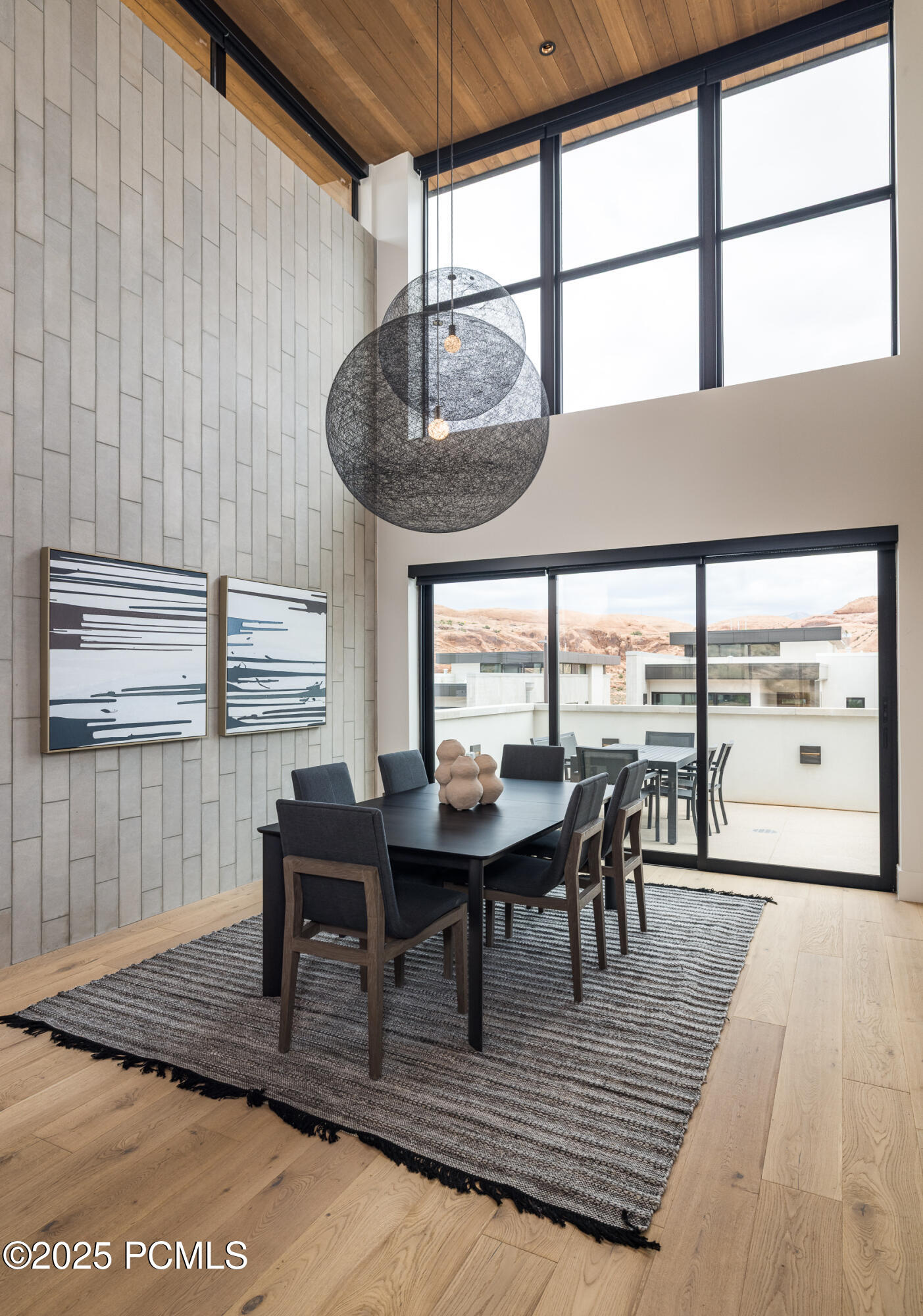 Moab, Utah 84532, United States, 2 Bedrooms Bedrooms, ,3 BathroomsBathrooms,Residential,Active,23660