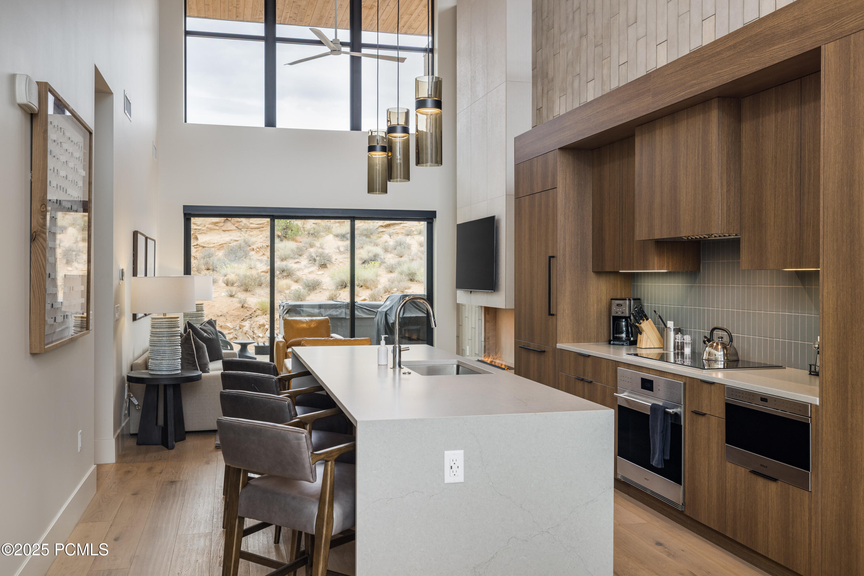 Moab, Utah 84532, United States, 2 Bedrooms Bedrooms, ,3 BathroomsBathrooms,Residential,Active,23660