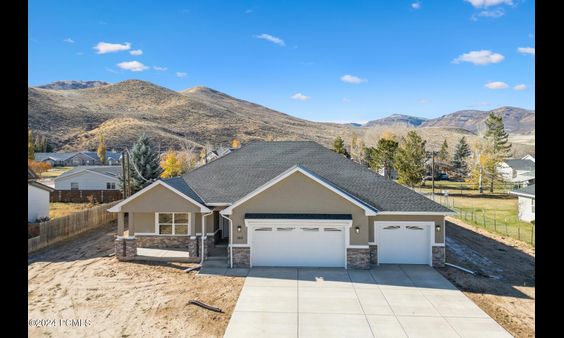 Homes For Sale - 160 S 200 West<br/> Henefer, UT 84033