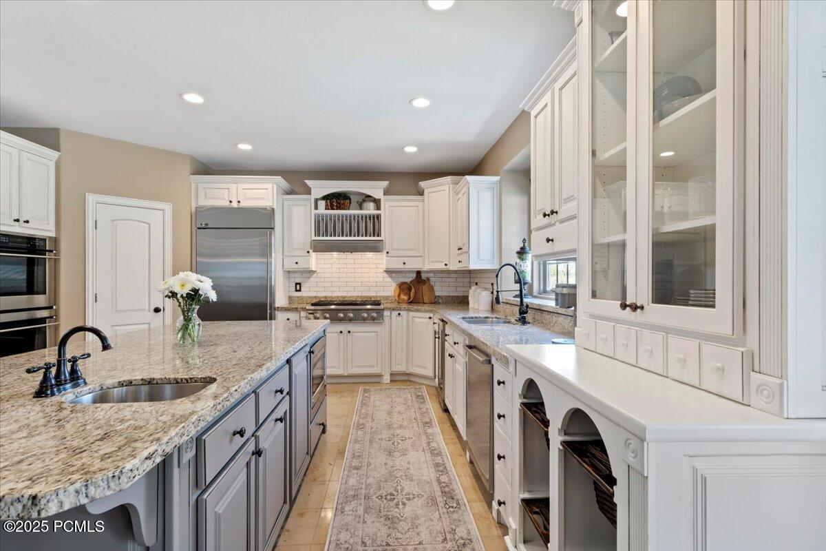 2077 E Genova Drive, Draper, Utah image 17