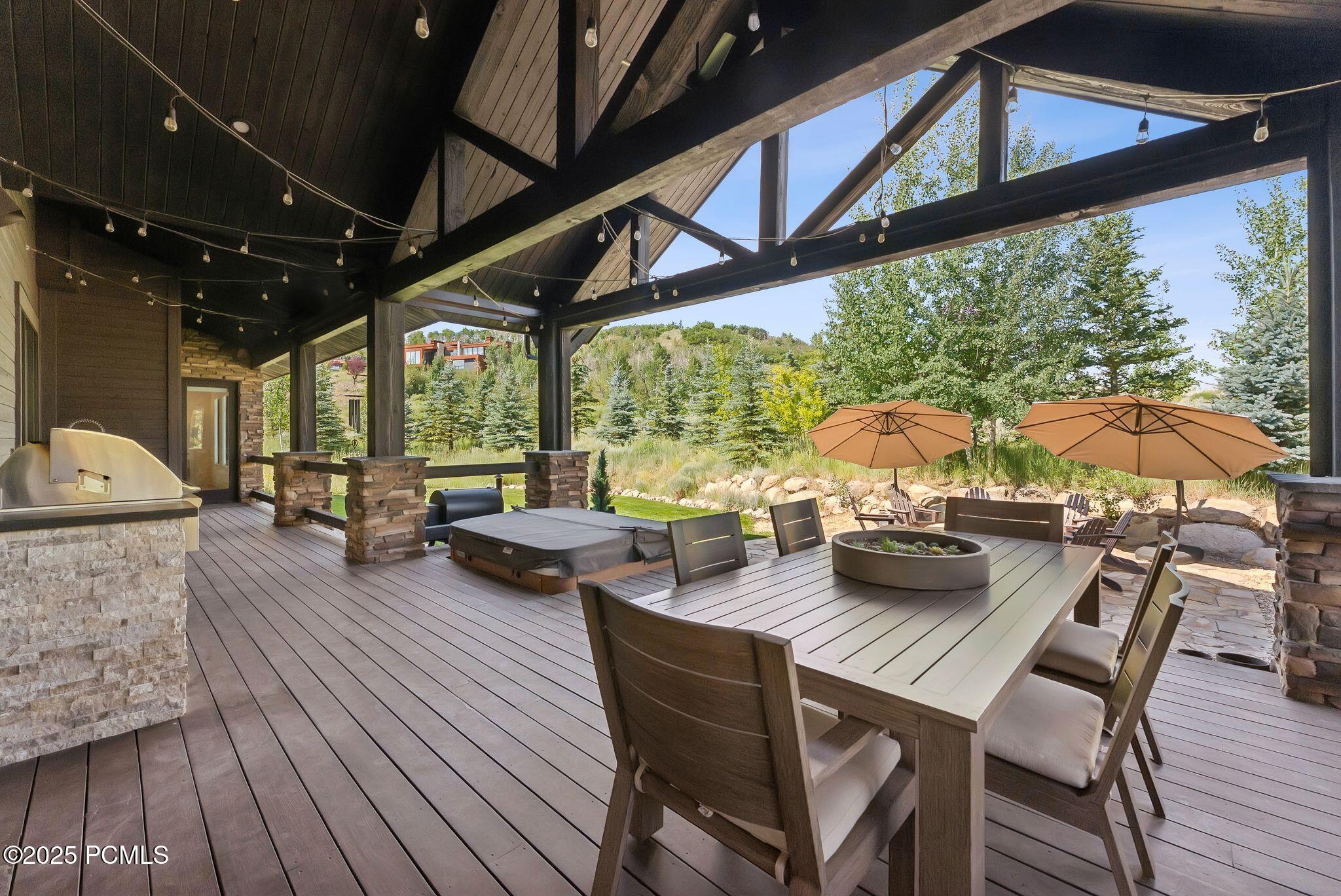 Park City, Utah 84098, United States, 5 Bedrooms Bedrooms, ,4 BathroomsBathrooms,Residential,Active,192317