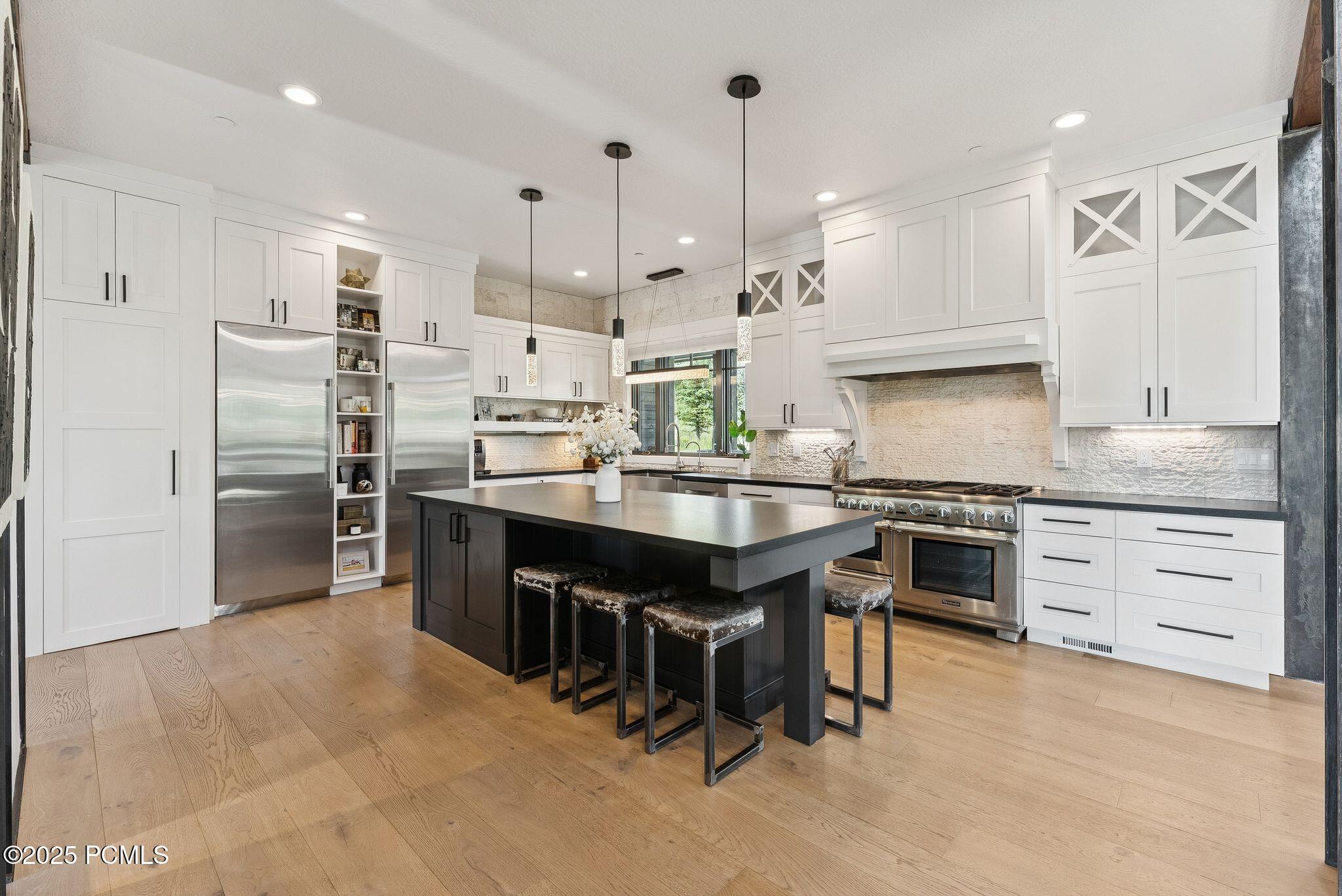 Park City, Utah 84098, United States, 5 Bedrooms Bedrooms, ,4 BathroomsBathrooms,Residential,Active,192317