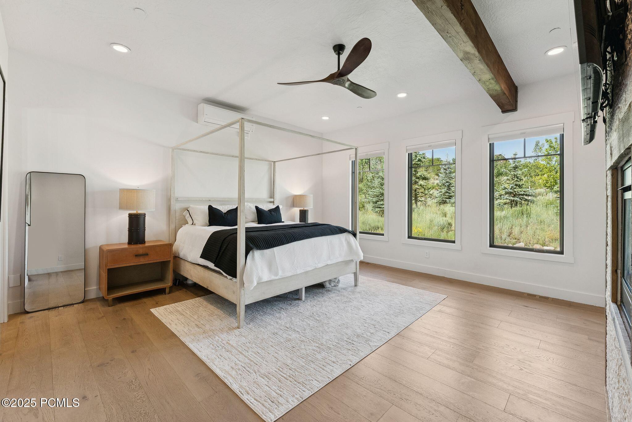 Park City, Utah 84098, United States, 5 Bedrooms Bedrooms, ,4 BathroomsBathrooms,Residential,Active,192317