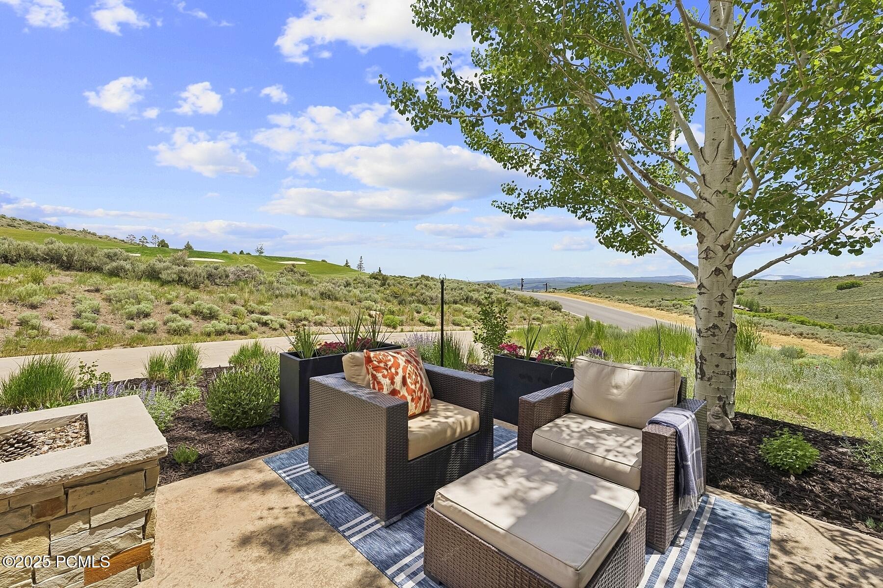 Kamas, Utah 84036, United States, 4 Bedrooms Bedrooms, ,4 BathroomsBathrooms,Residential,Active,201063