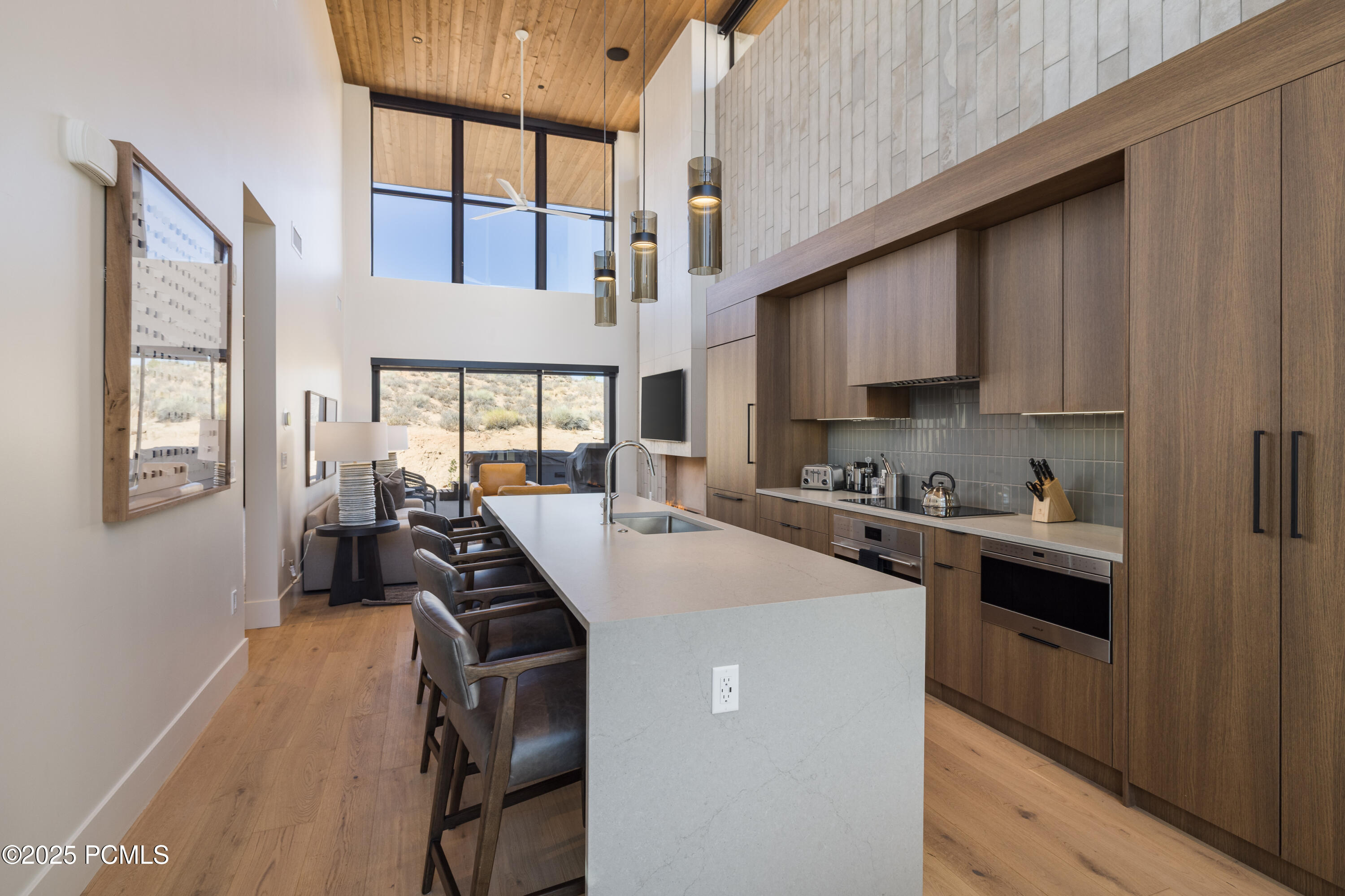 Moab, Utah 84532, United States, 2 Bedrooms Bedrooms, ,3 BathroomsBathrooms,Residential,Active,13588