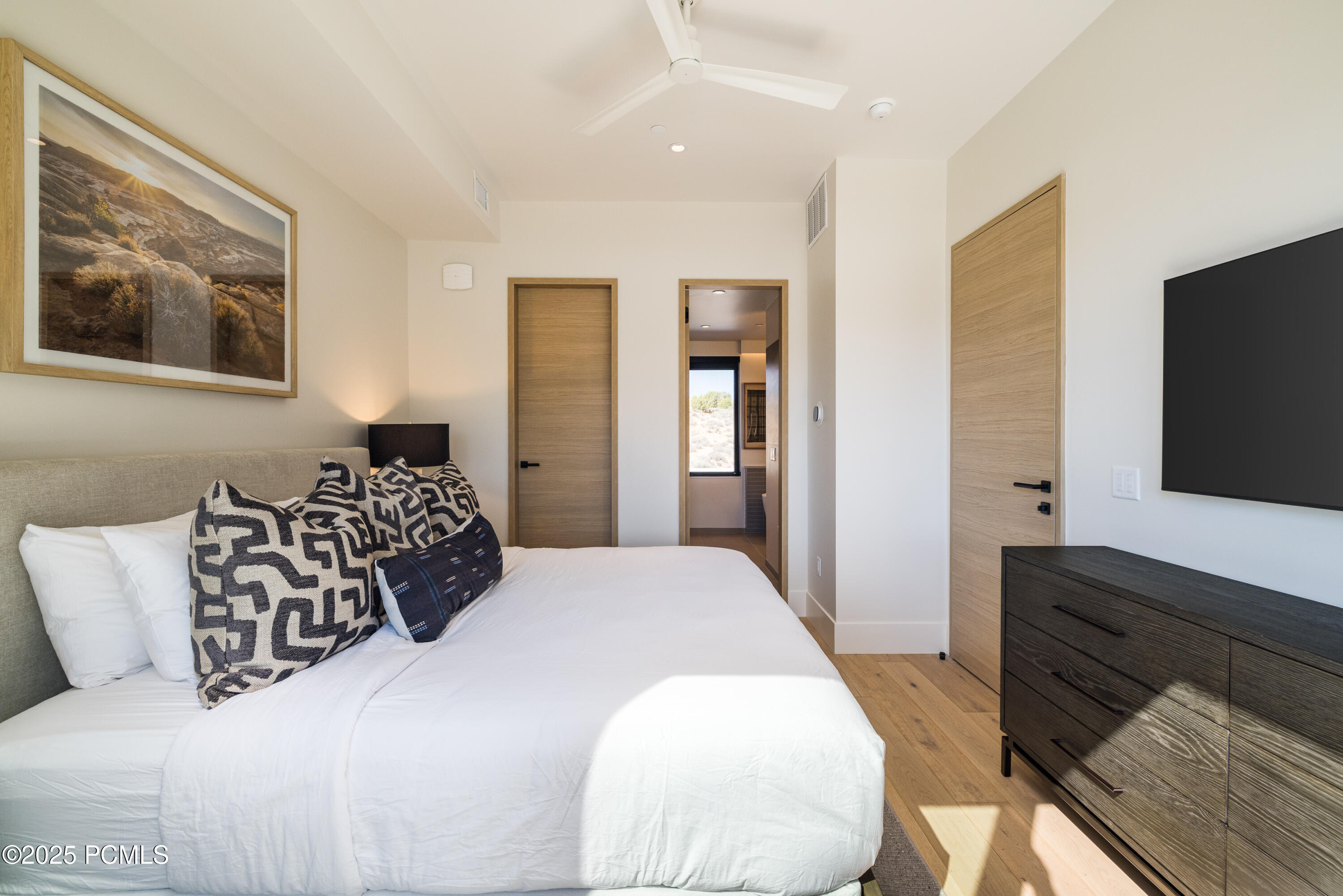 Moab, Utah 84532, United States, 2 Bedrooms Bedrooms, ,3 BathroomsBathrooms,Residential,Active,13588