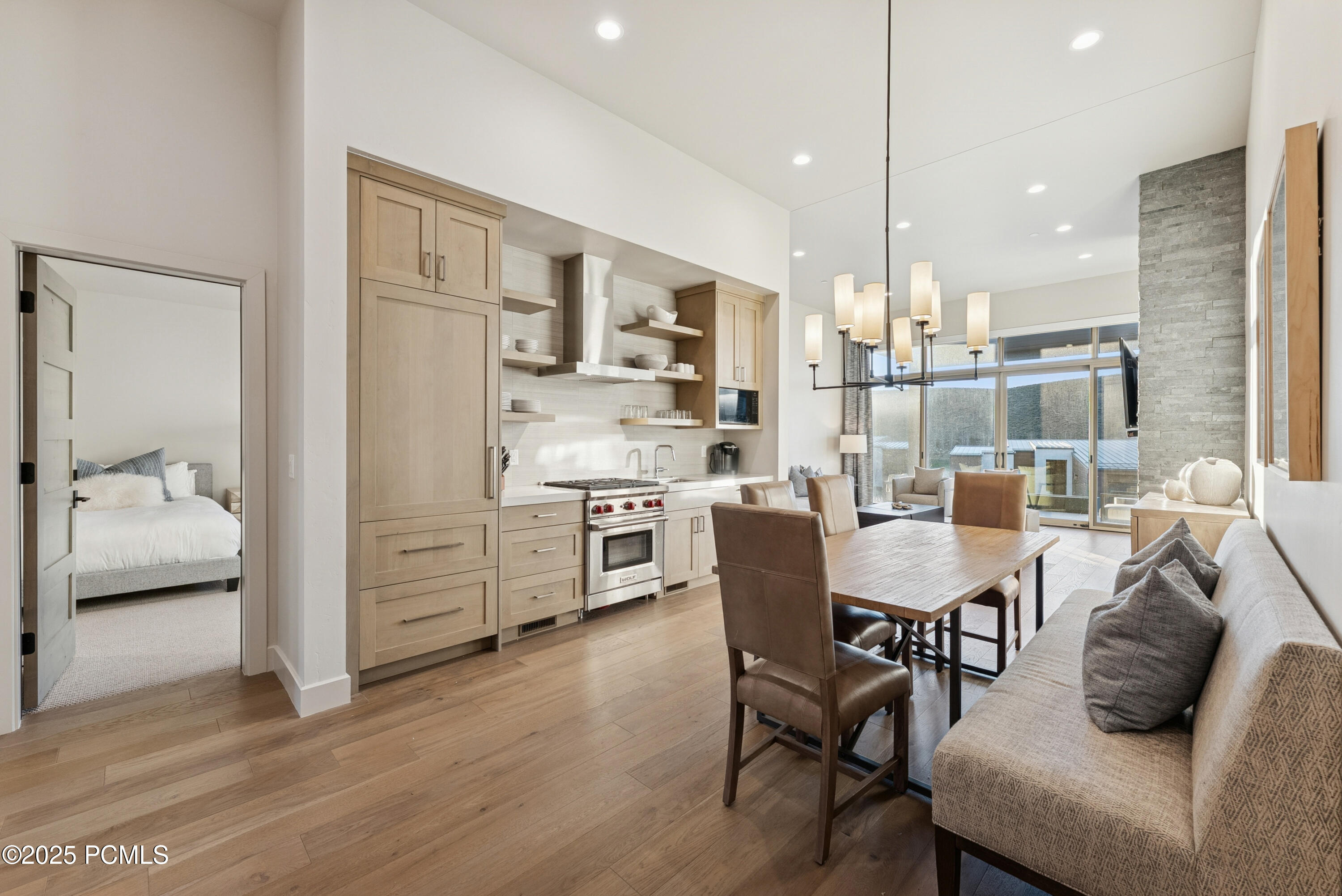 Park City, Utah 84098, United States, 2 Bedrooms Bedrooms, ,3 BathroomsBathrooms,Residential,Active,238922