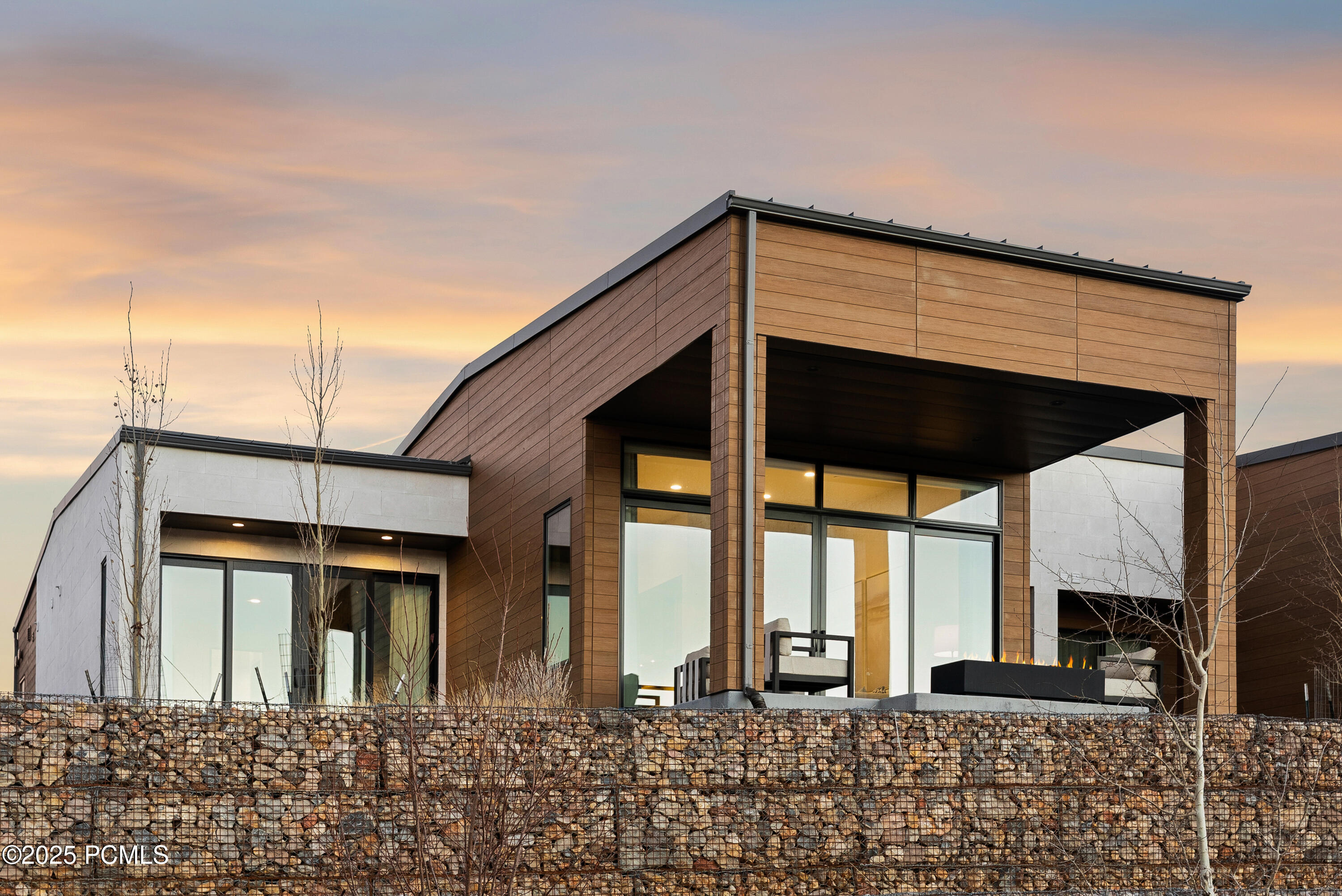 Park City, Utah 84098, United States, 2 Bedrooms Bedrooms, ,3 BathroomsBathrooms,Residential,Active,238922