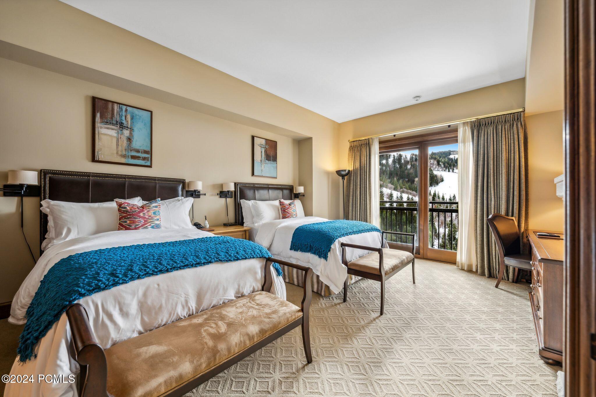 Park City, Utah 84060, United States, 4 Bedrooms Bedrooms, ,5 BathroomsBathrooms,Residential,Pending,25080