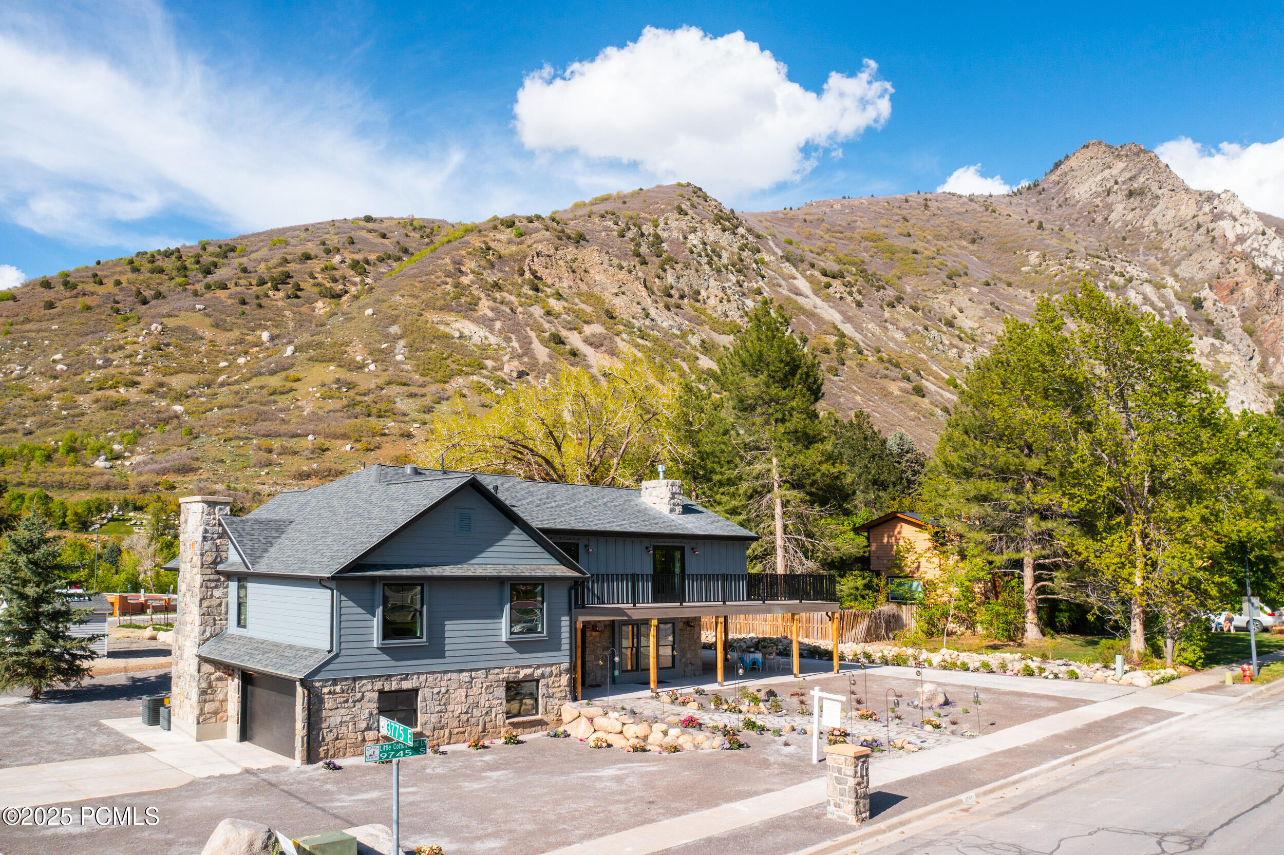 3787 E Little Cottonwood Lane, Sandy, Utah image 1