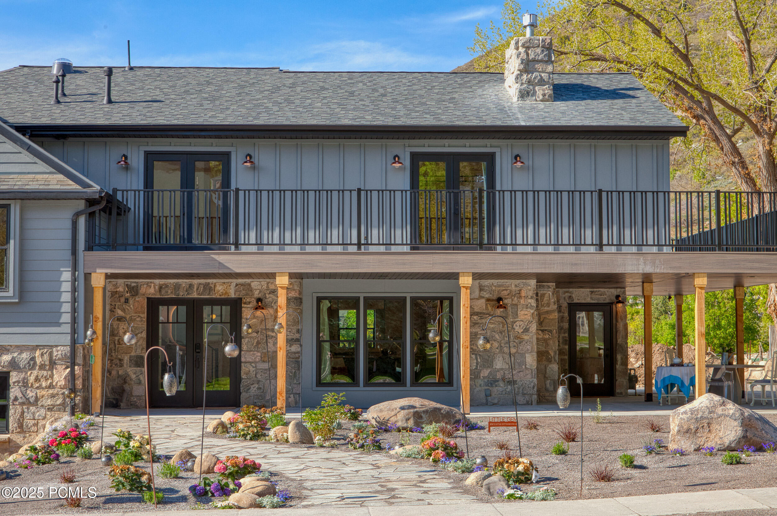 3787 E Little Cottonwood Lane, Sandy, Utah image 3