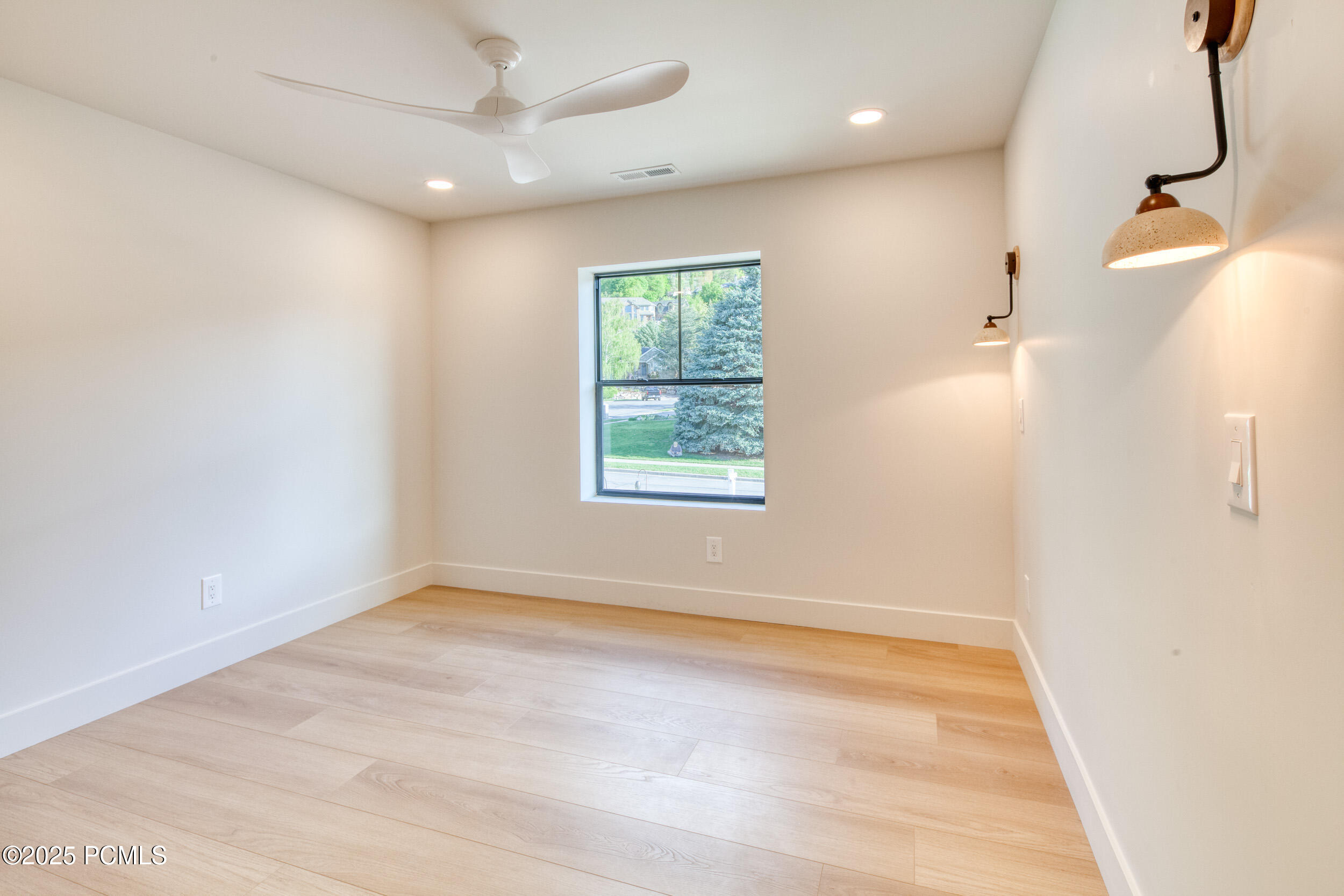 3787 E Little Cottonwood Lane, Sandy, Utah image 21