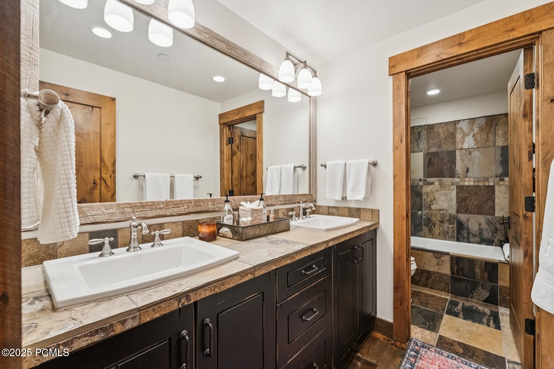 Park City, Utah 84098, United States, 5 Bedrooms Bedrooms, ,6 BathroomsBathrooms,Residential,Active,175938