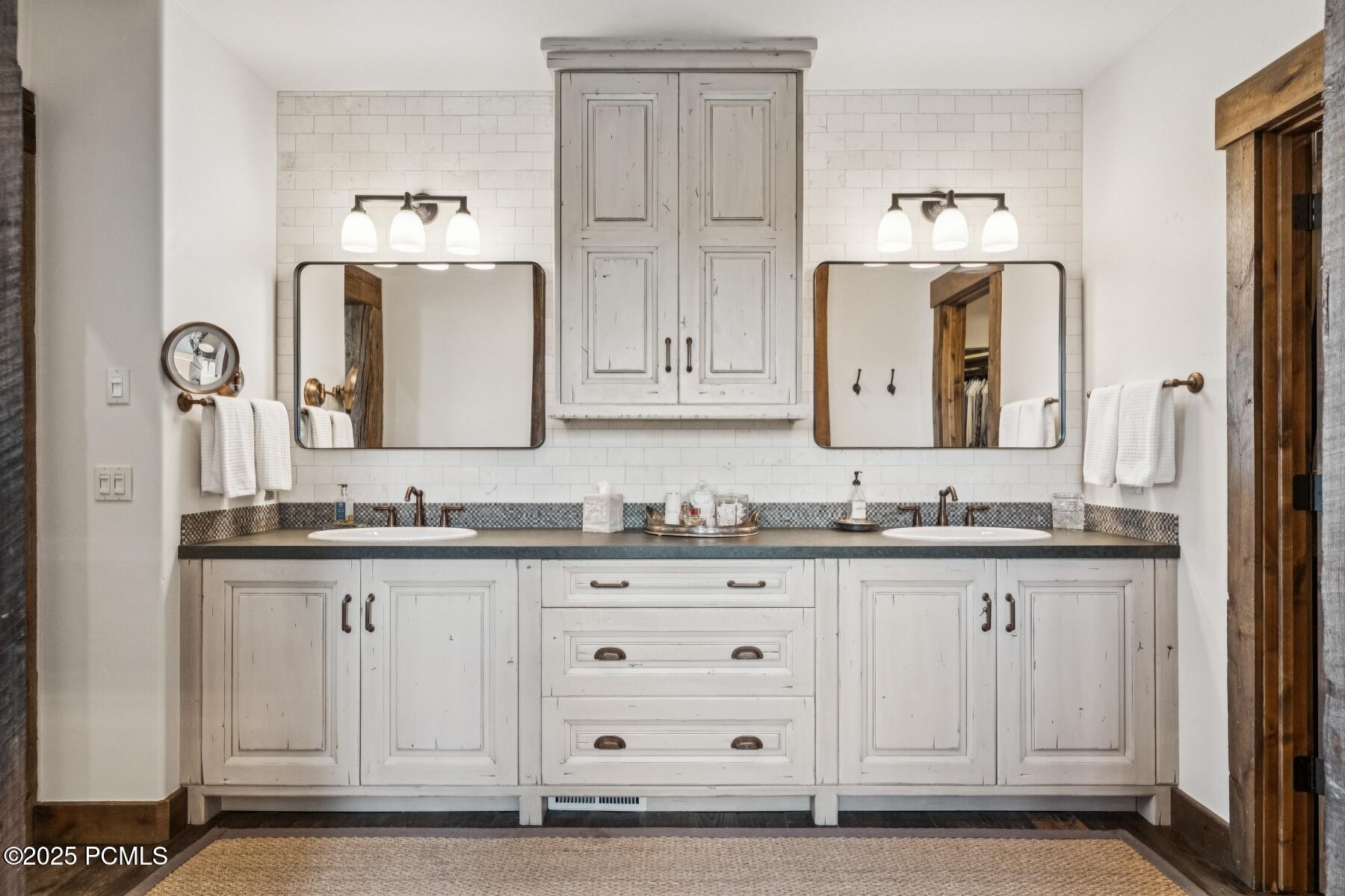 Park City, Utah 84098, United States, 5 Bedrooms Bedrooms, ,6 BathroomsBathrooms,Residential,Active,175938