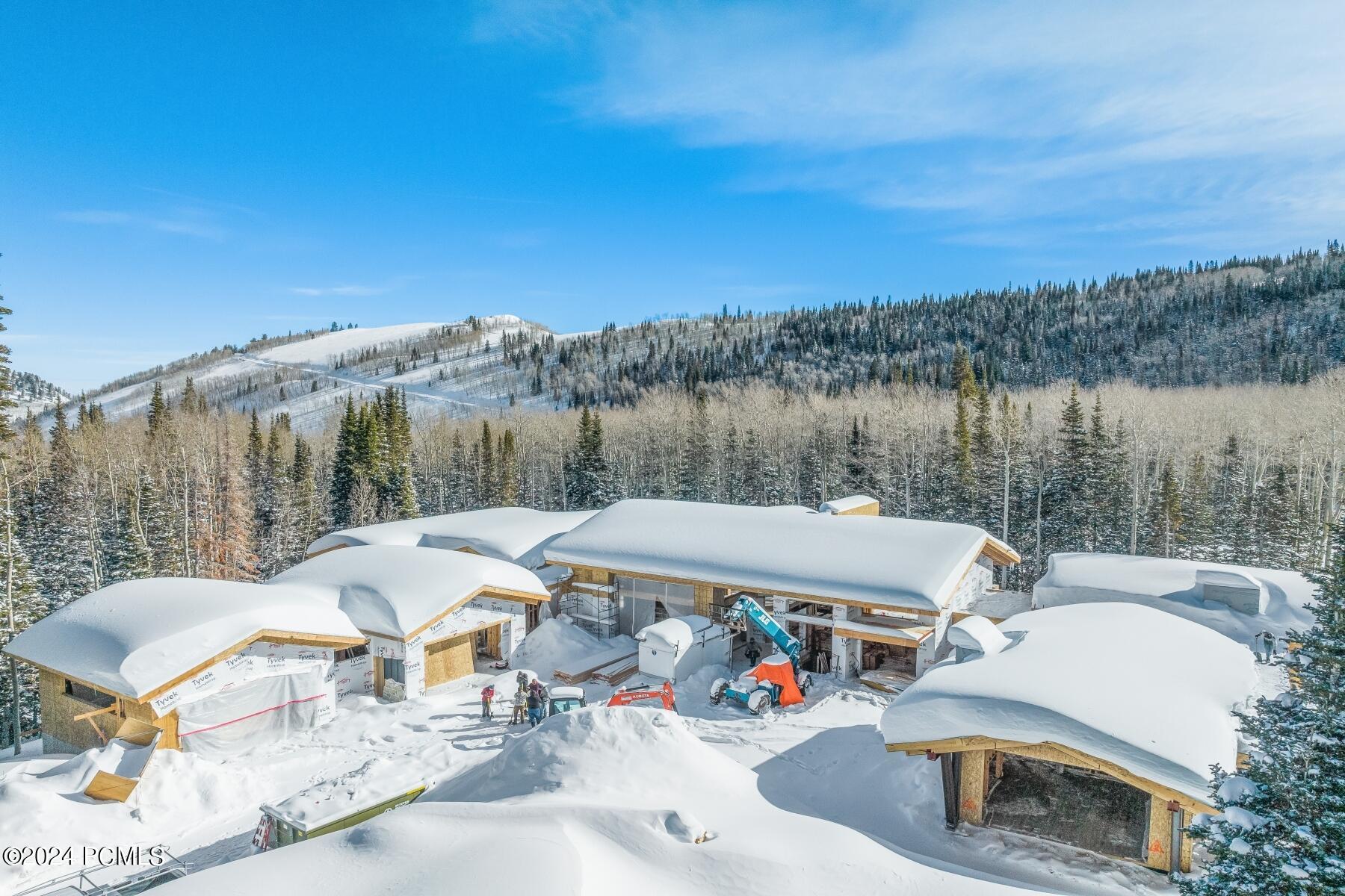 Park City, Utah 84060, United States, 8 Bedrooms Bedrooms, ,10 BathroomsBathrooms,Residential,Pending,53297