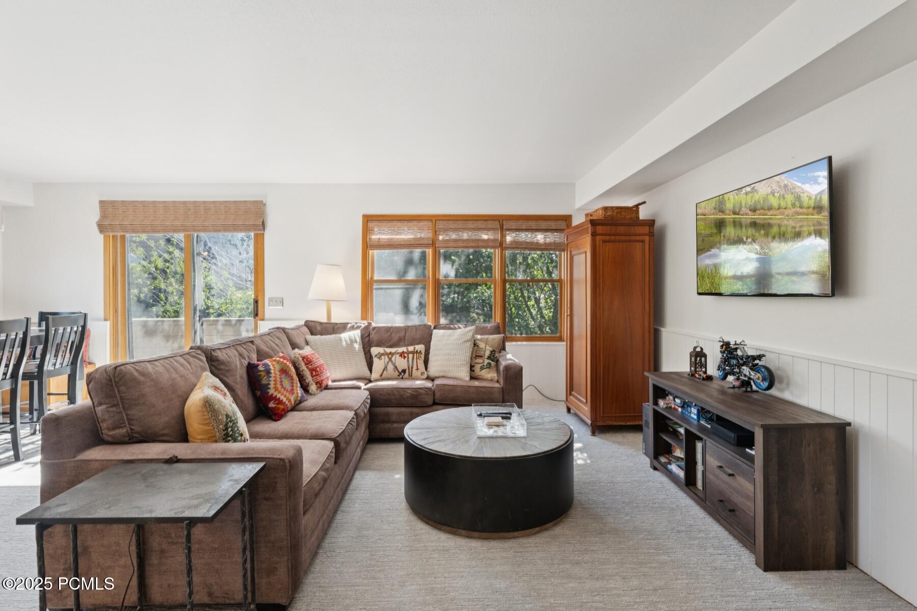 Park City, Utah 84060, United States, 2 Bedrooms Bedrooms, ,3 BathroomsBathrooms,Residential,Active,14452