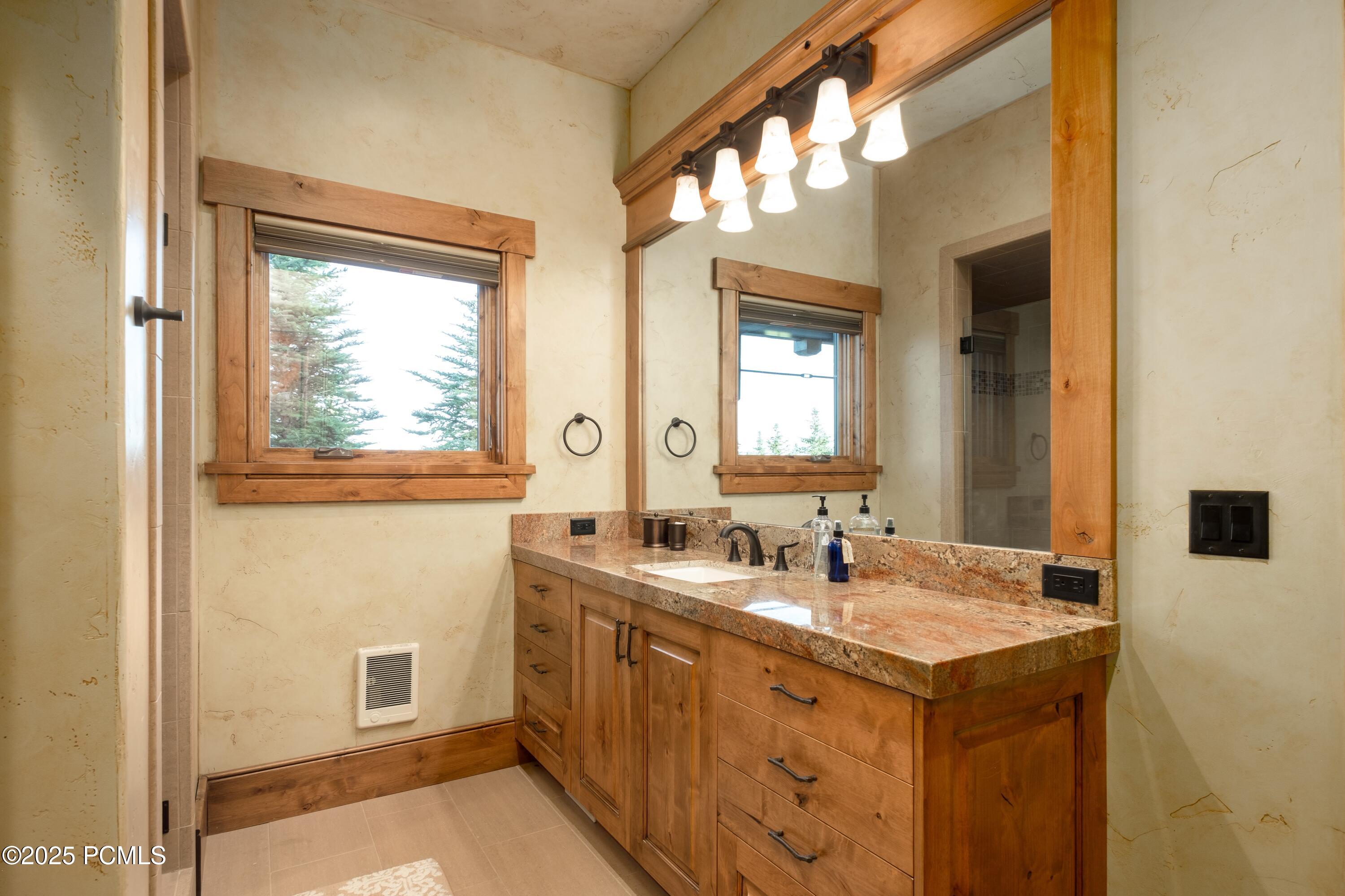 Heber City, Utah 84032, United States, 4 Bedrooms Bedrooms, ,6 BathroomsBathrooms,Residential,Active,72374