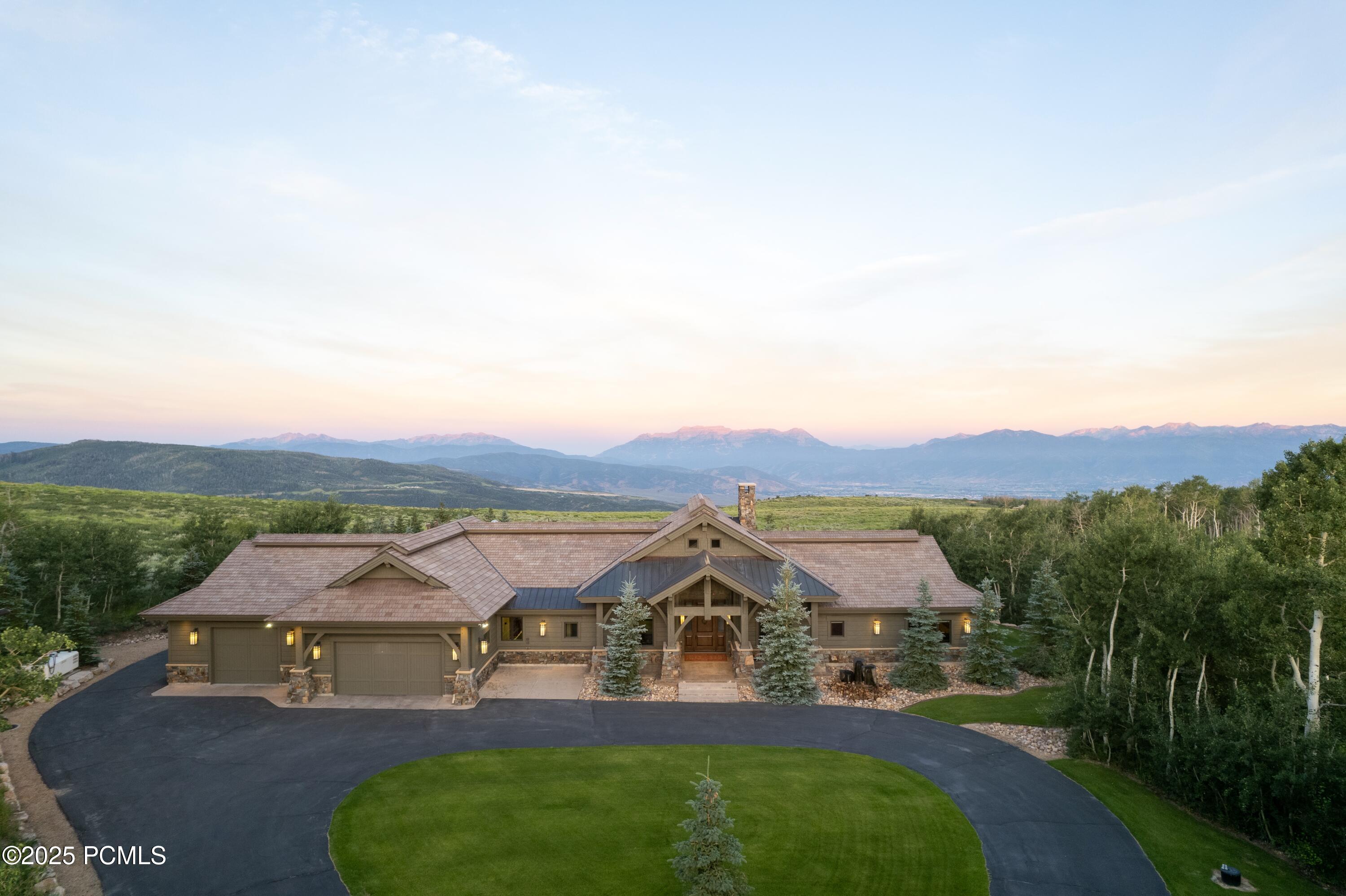 Heber City, Utah 84032, United States, 4 Bedrooms Bedrooms, ,6 BathroomsBathrooms,Residential,Active,72374
