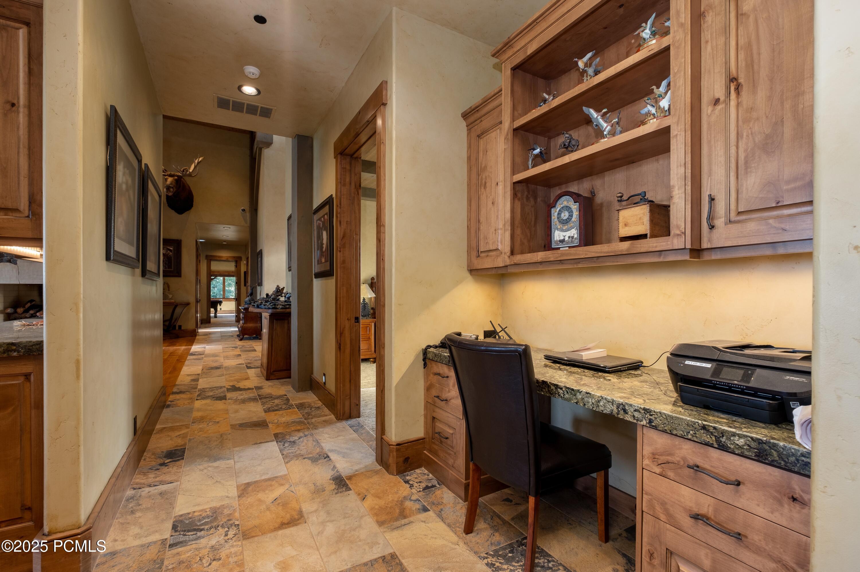 Heber City, Utah 84032, United States, 4 Bedrooms Bedrooms, ,6 BathroomsBathrooms,Residential,Active,72374