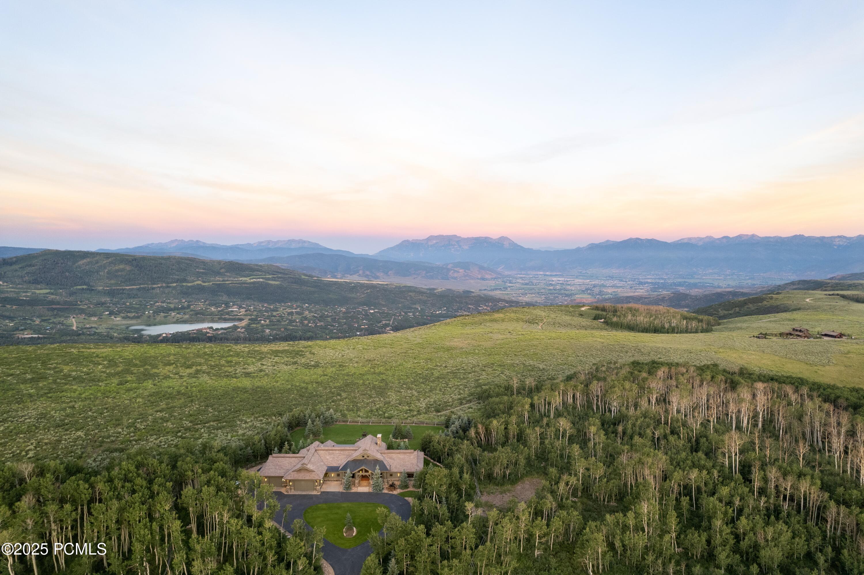 Heber City, Utah 84032, United States, 4 Bedrooms Bedrooms, ,6 BathroomsBathrooms,Residential,Active,72374