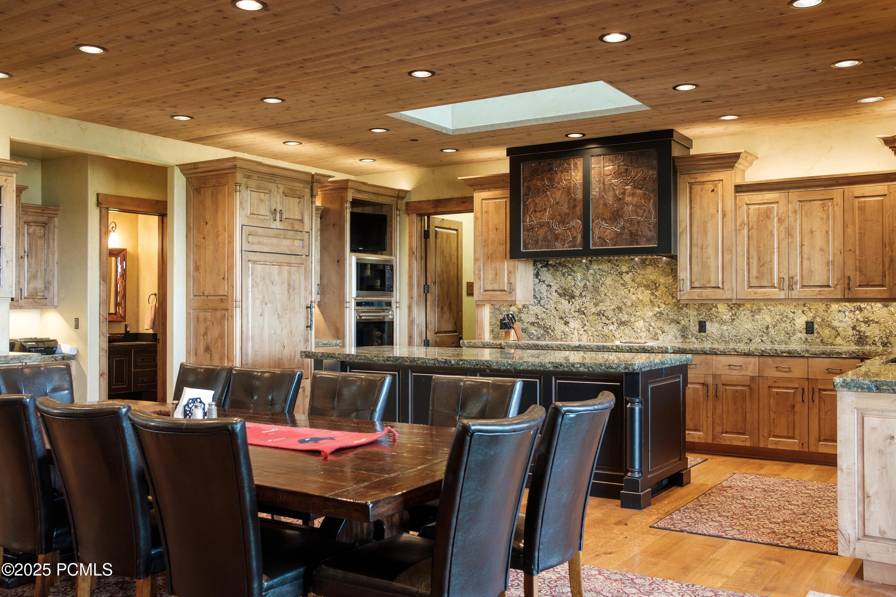 Heber City, Utah 84032, United States, 4 Bedrooms Bedrooms, ,6 BathroomsBathrooms,Residential,Active,72374